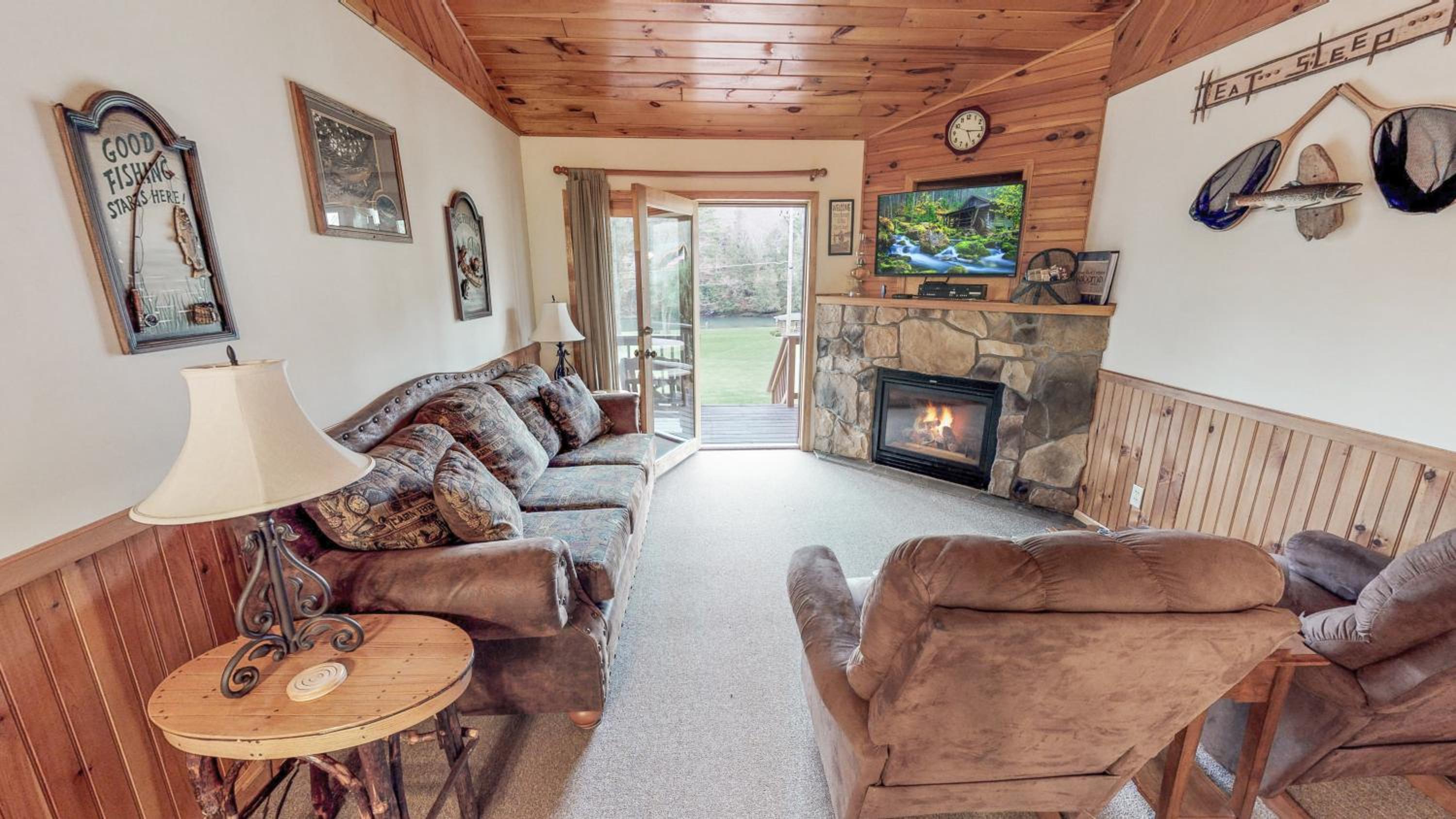Rough Cut Lodge