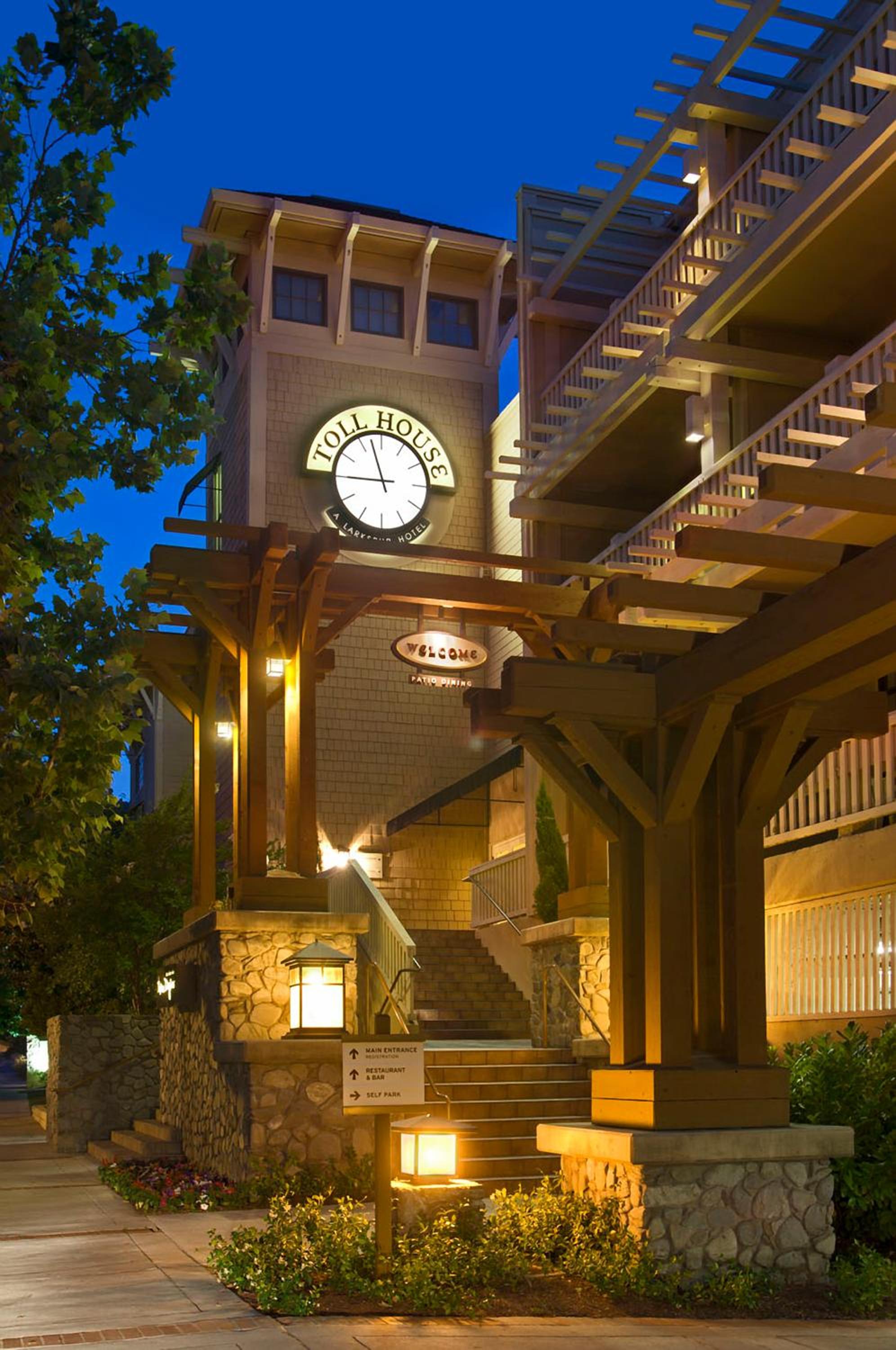 Newark Vacations - Toll House Hotel Los Gatos - Property Image 1