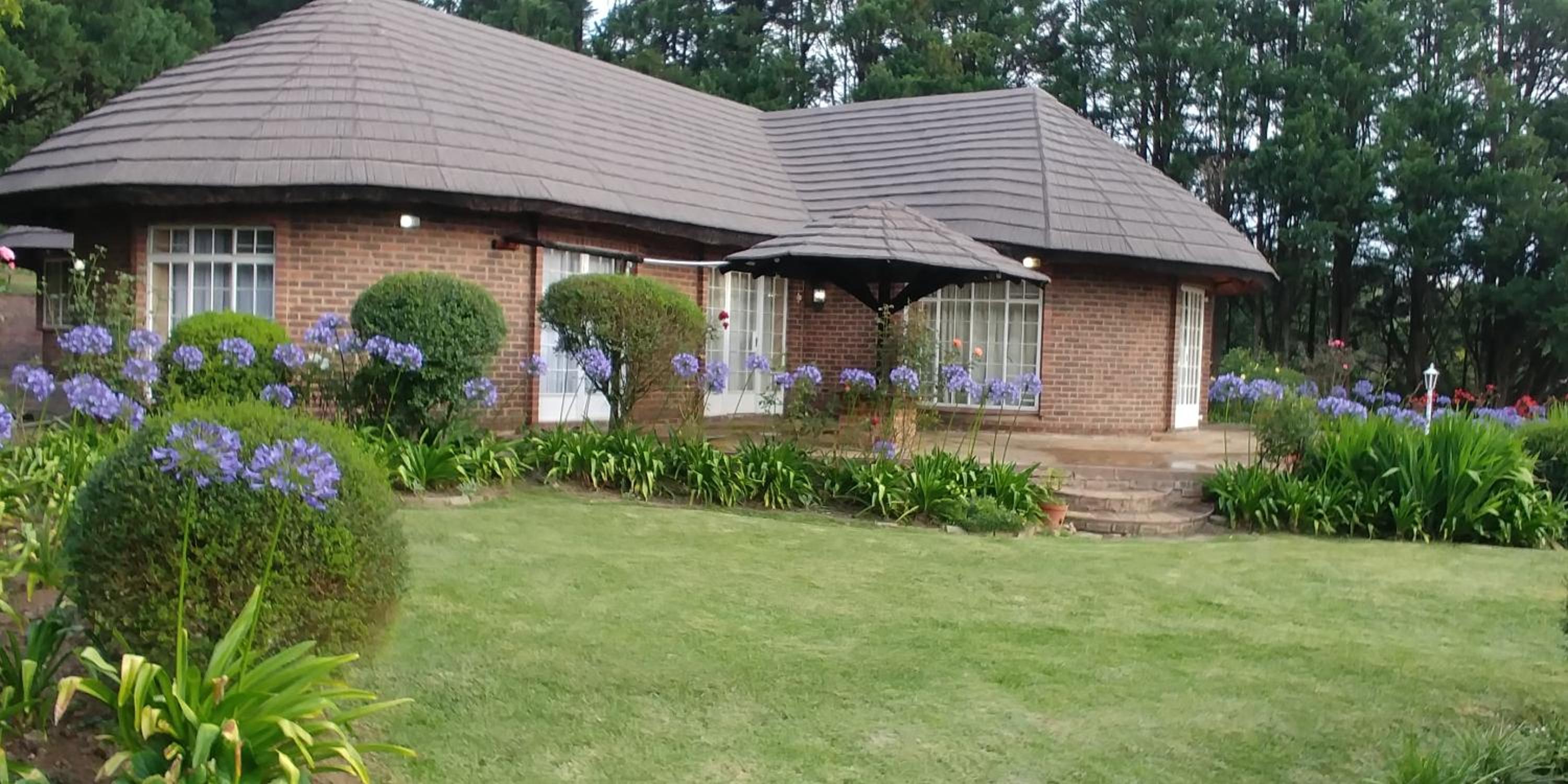 Pin Oak Cottage view 4