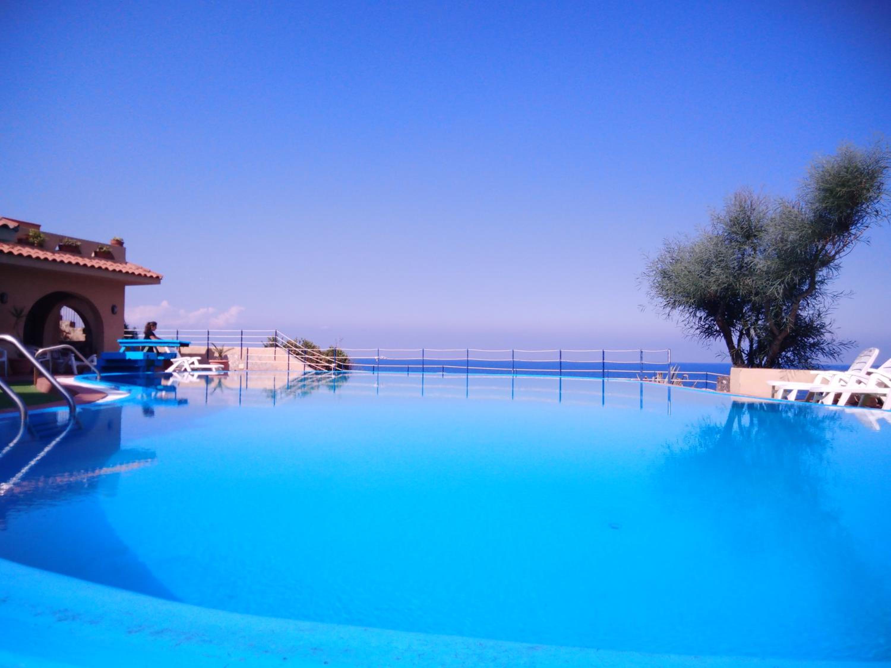 Iris house view 4