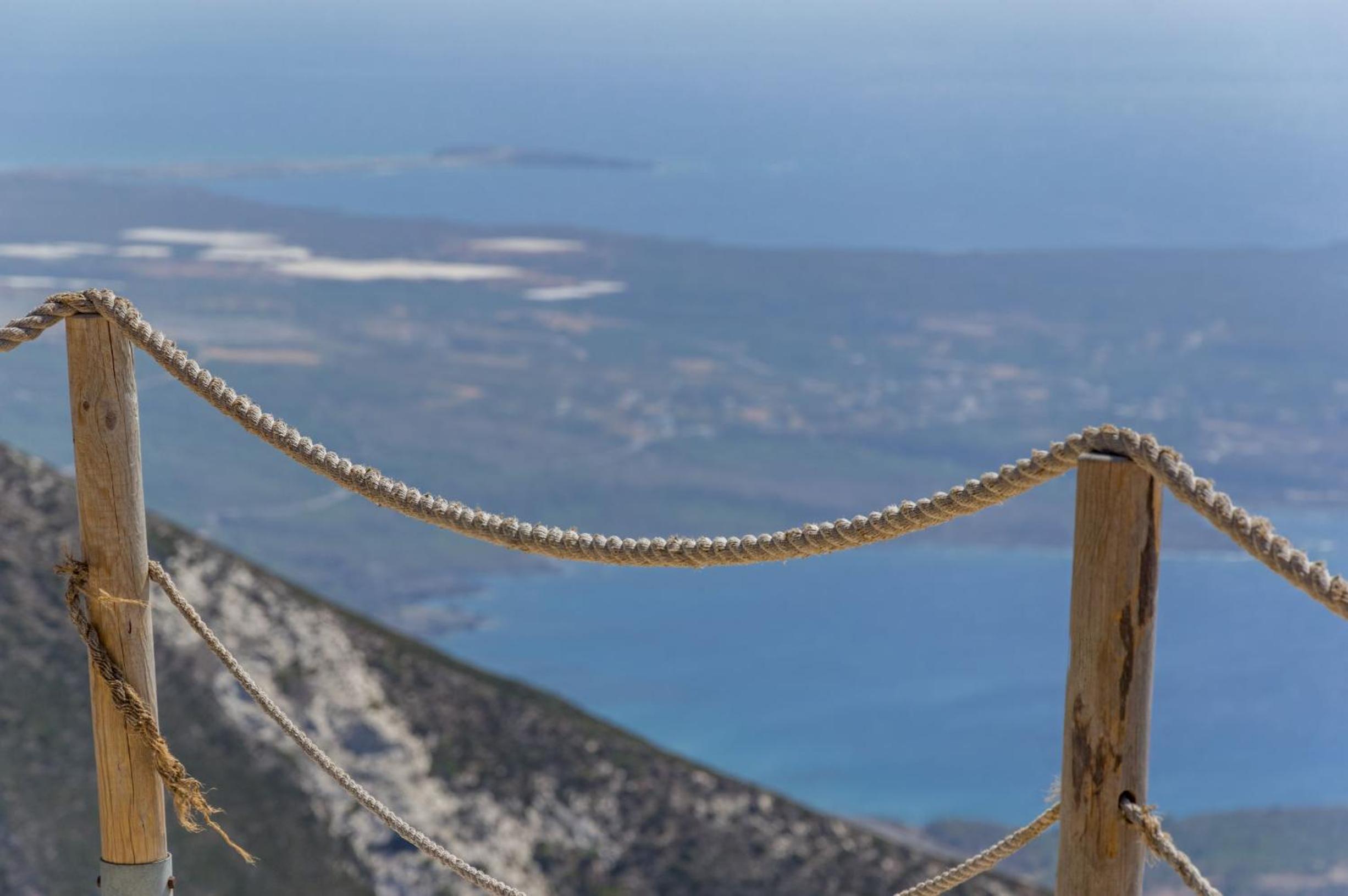 Photo 47