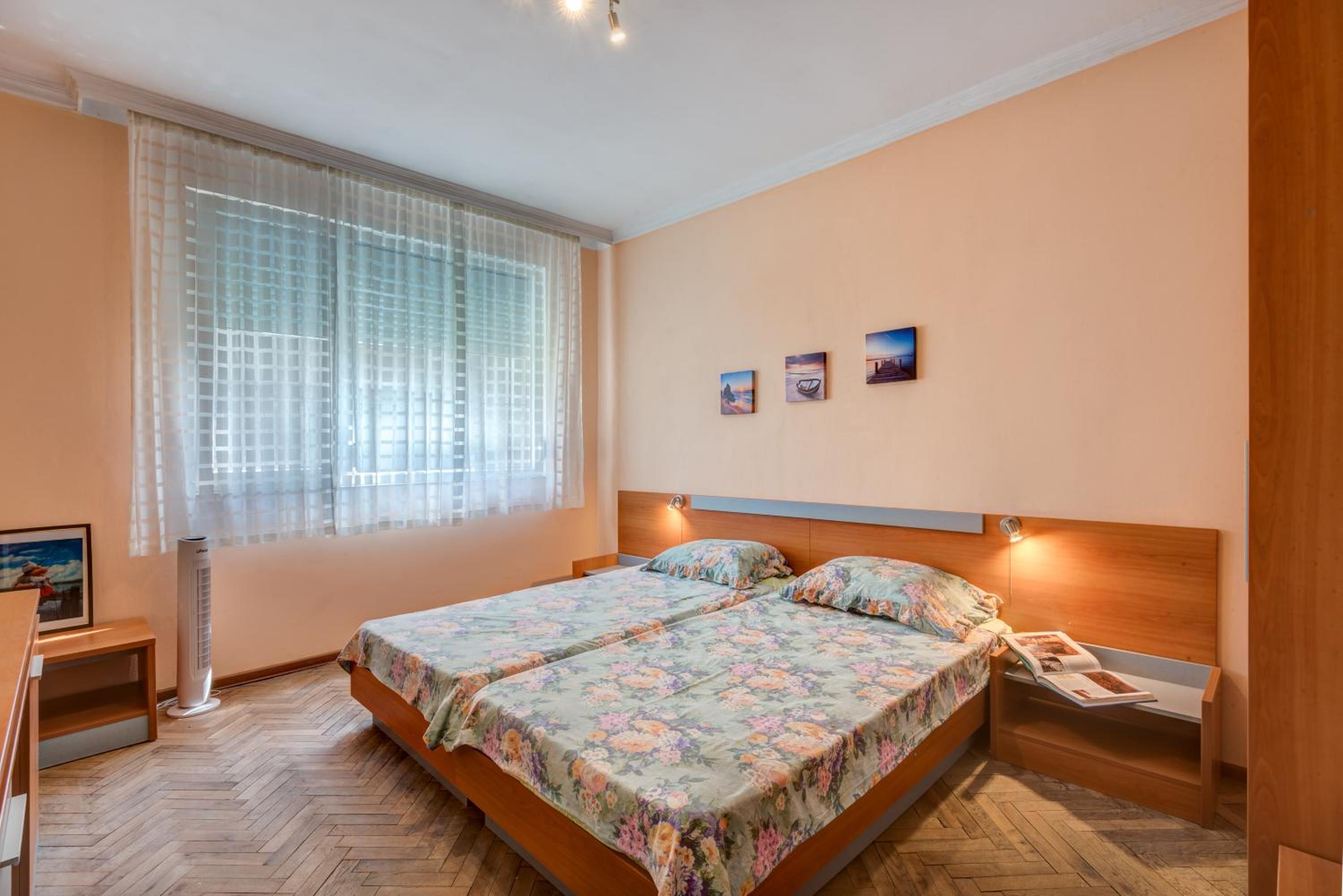 Super Center-Huge 2 bedrooms Apartment