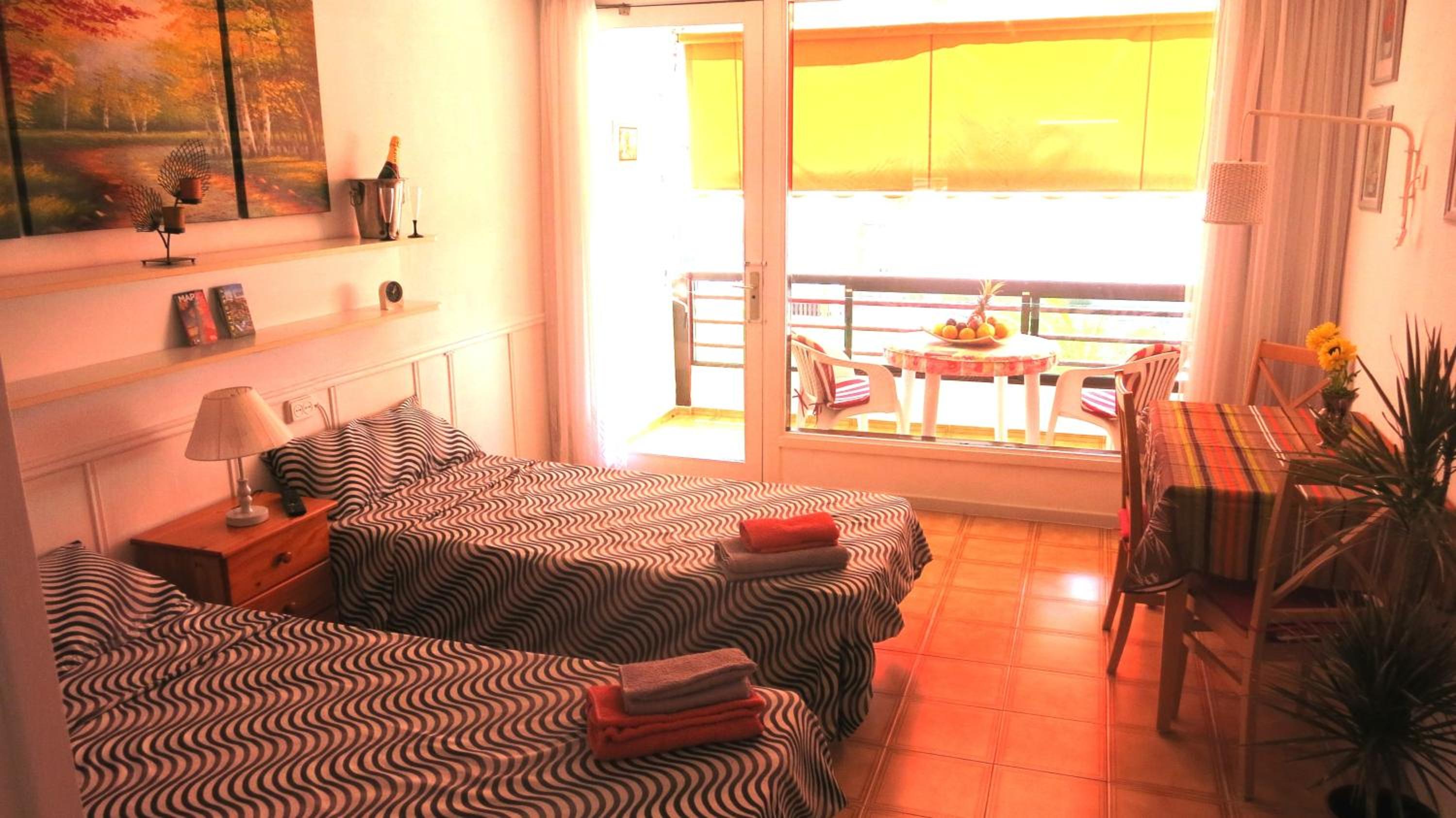 Studio in perfect location view 2