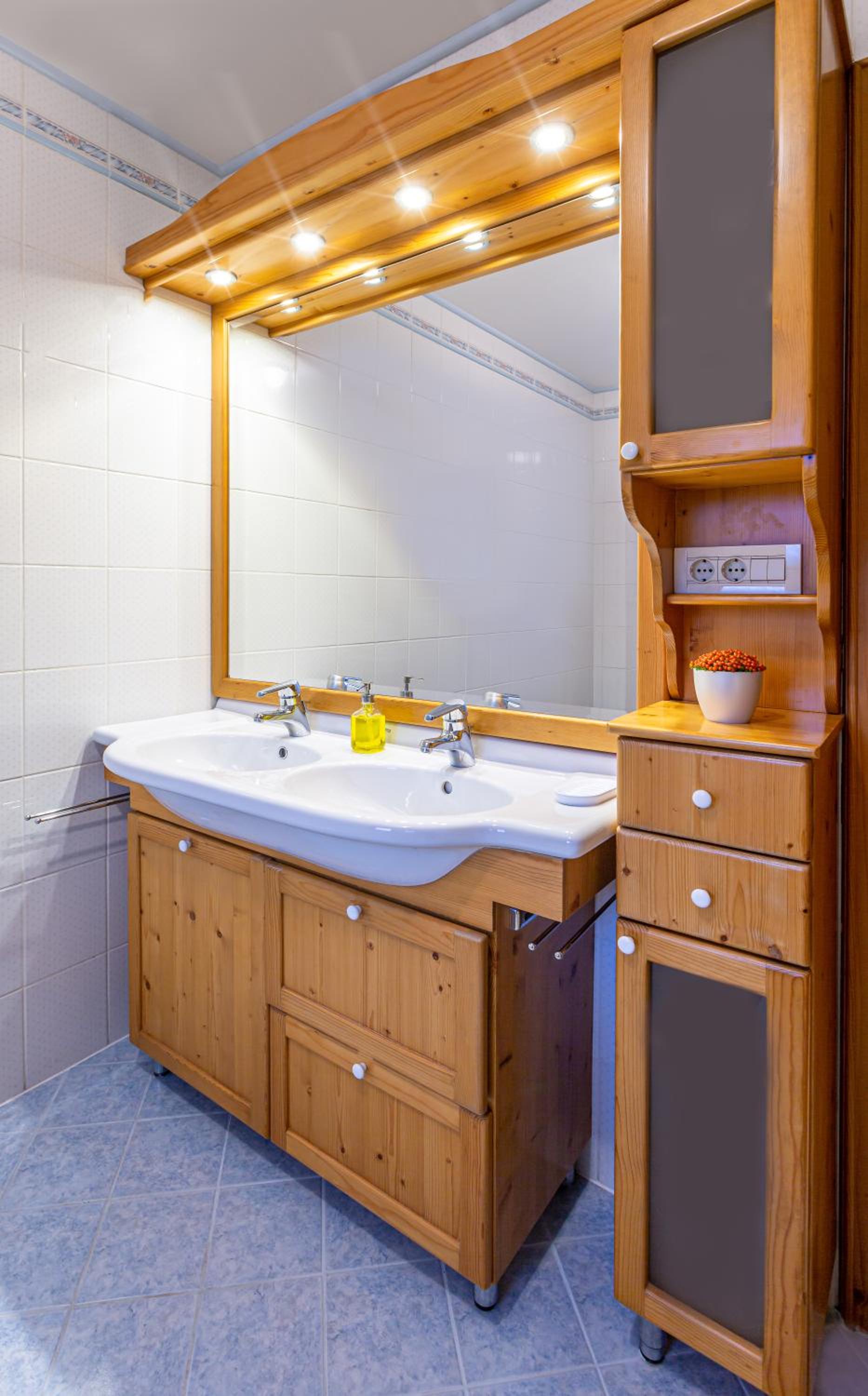 Photo 68