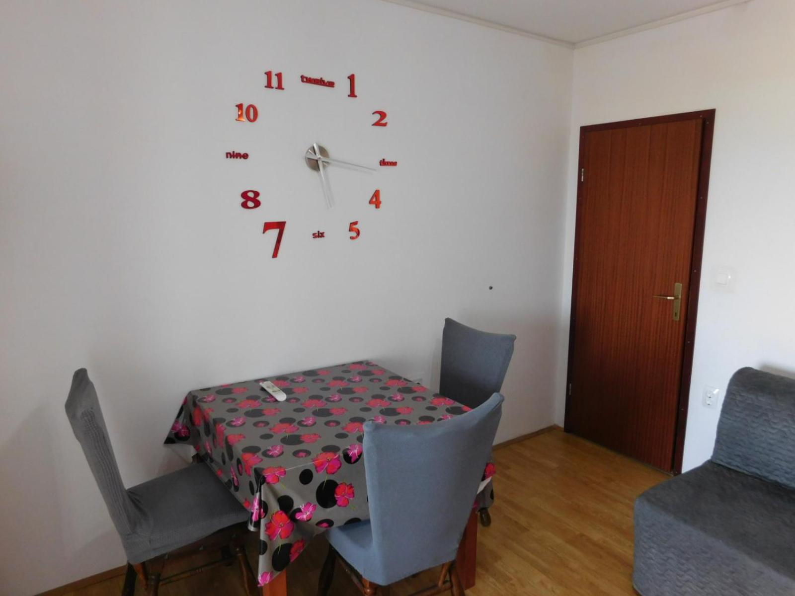 Apartments Leo Janjina view 5