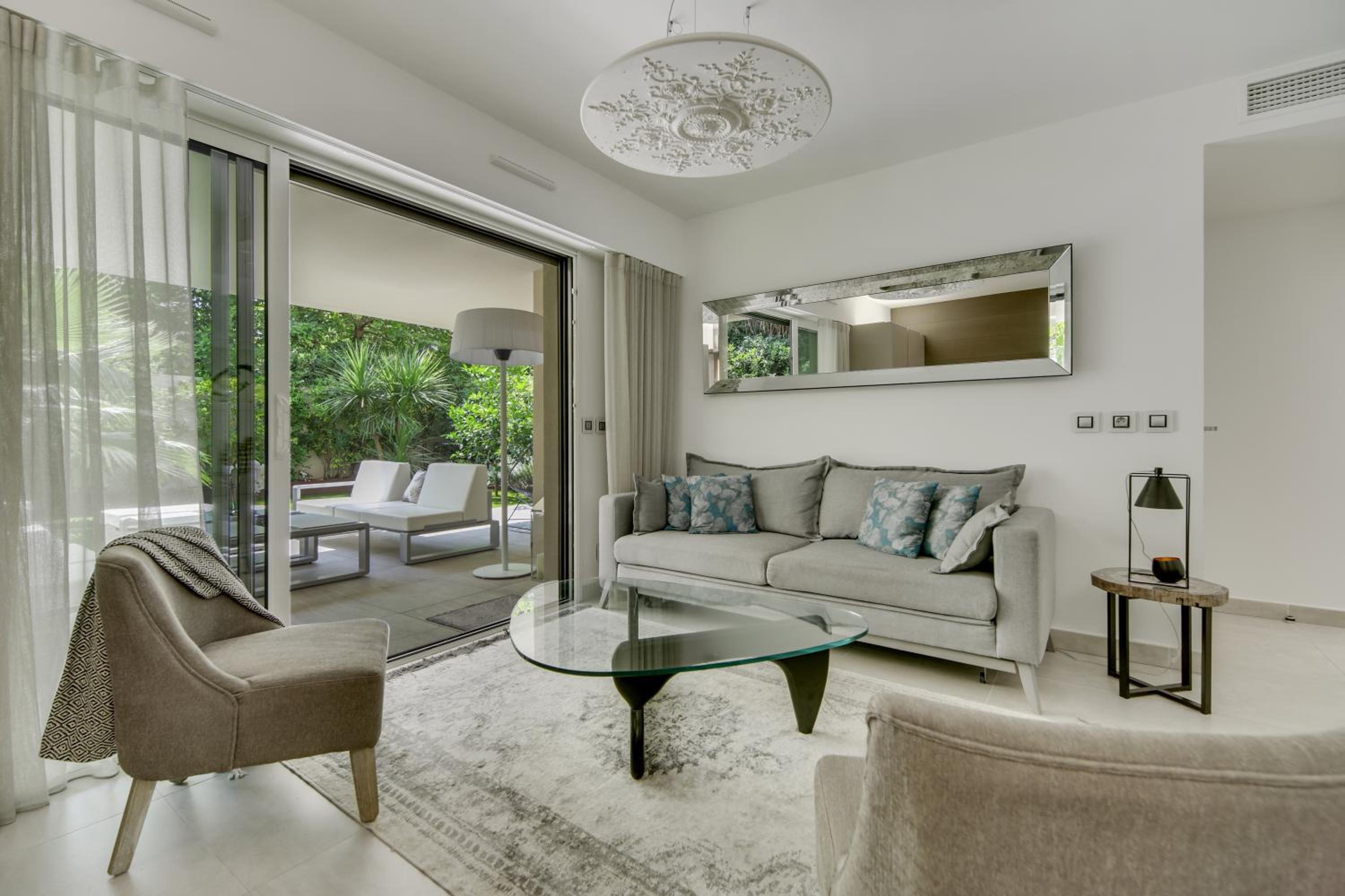 Luxury & Exclusive Resort view 2