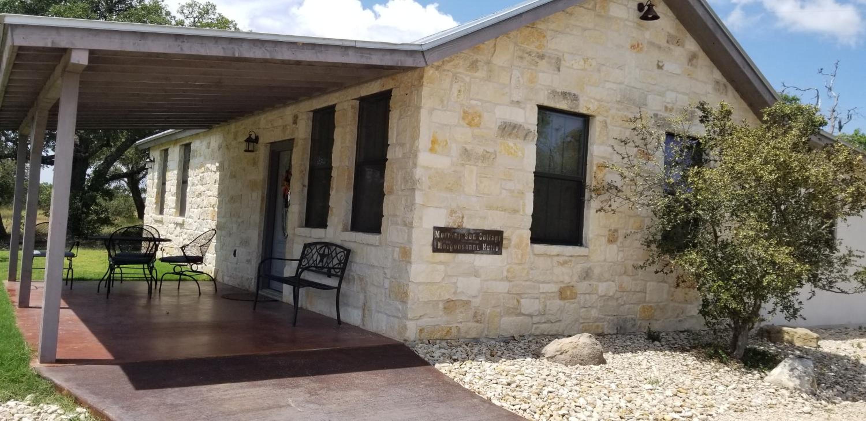 Hotel Teich Hutte Pond Cottage - Image 1