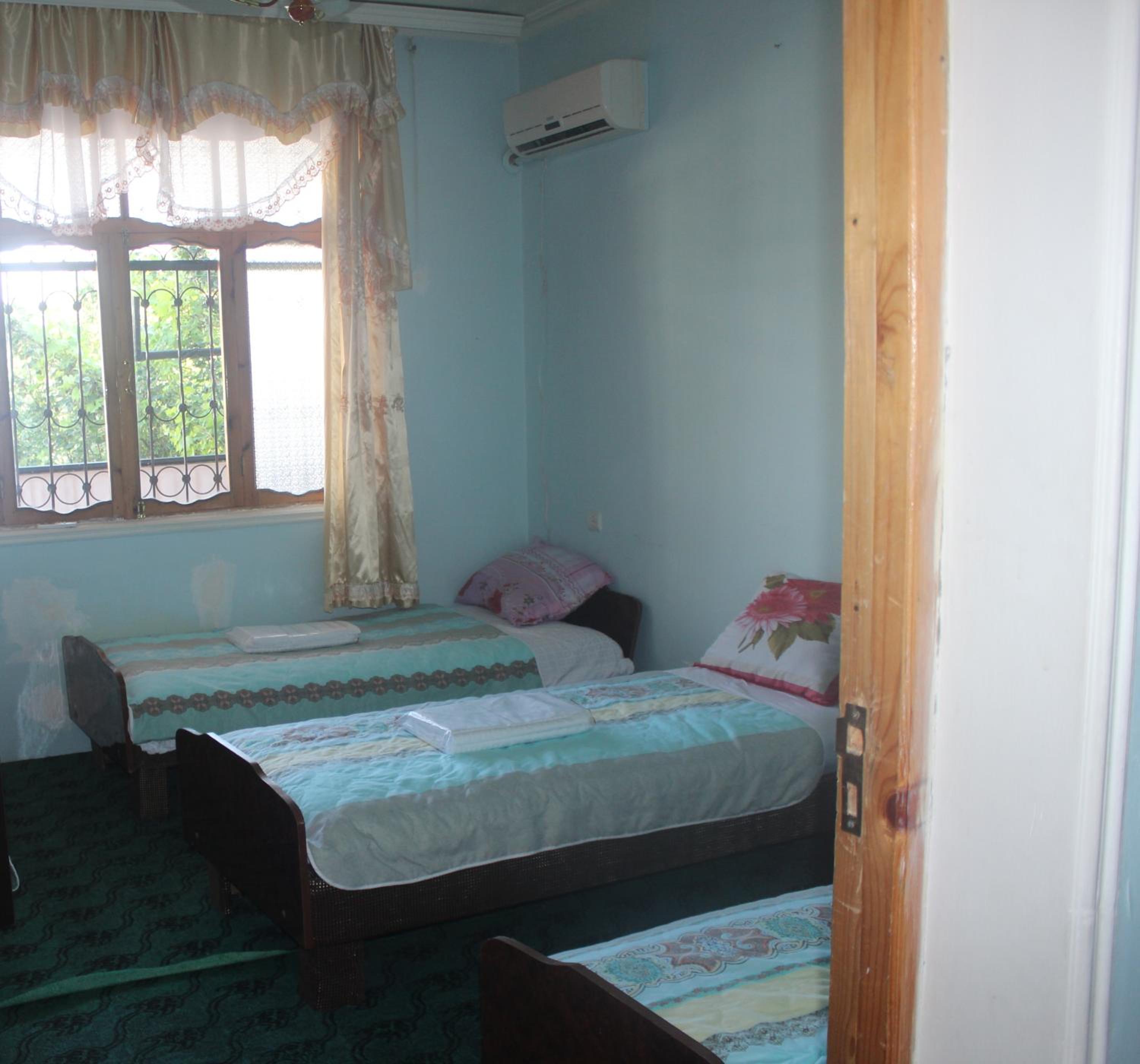 Canal Hostel