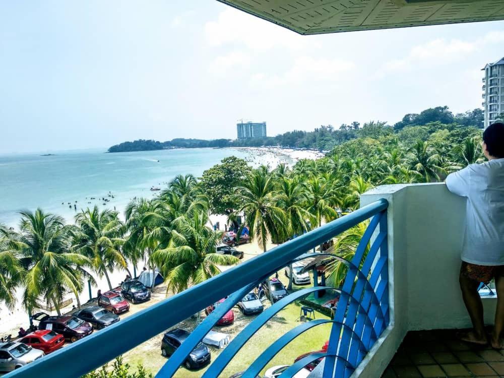 Beachfront Unit at Seri Bulan , Pantai Teluk Kemang photo 8