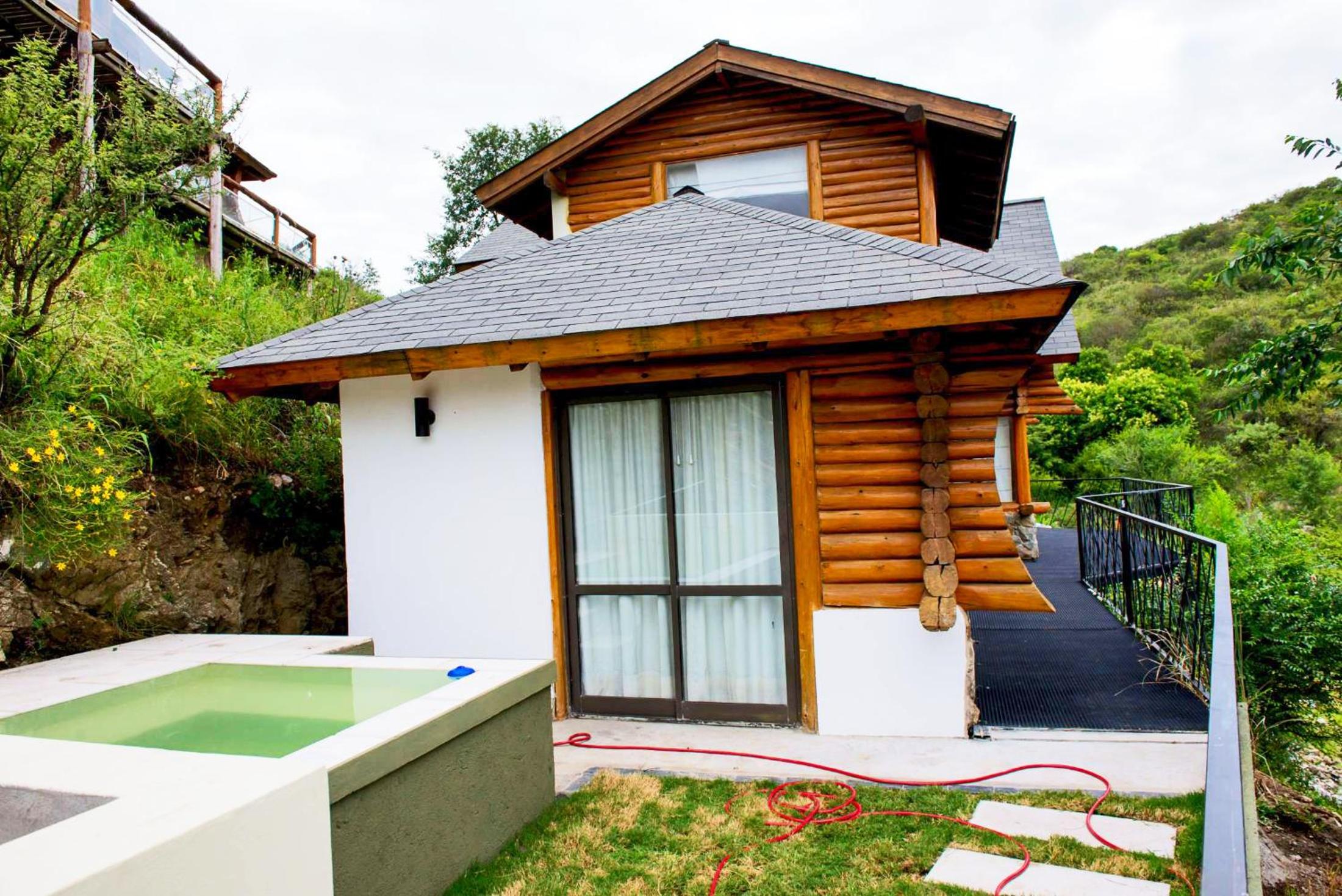 Residencias Normandas, Cabañas Lodge Carlos Paz