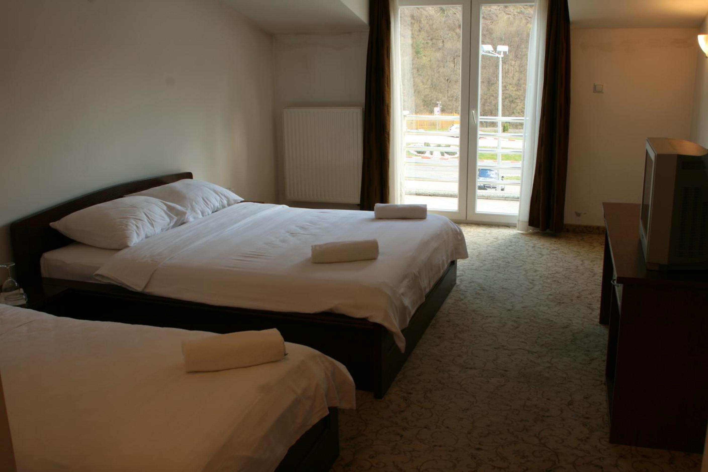 Photo 37