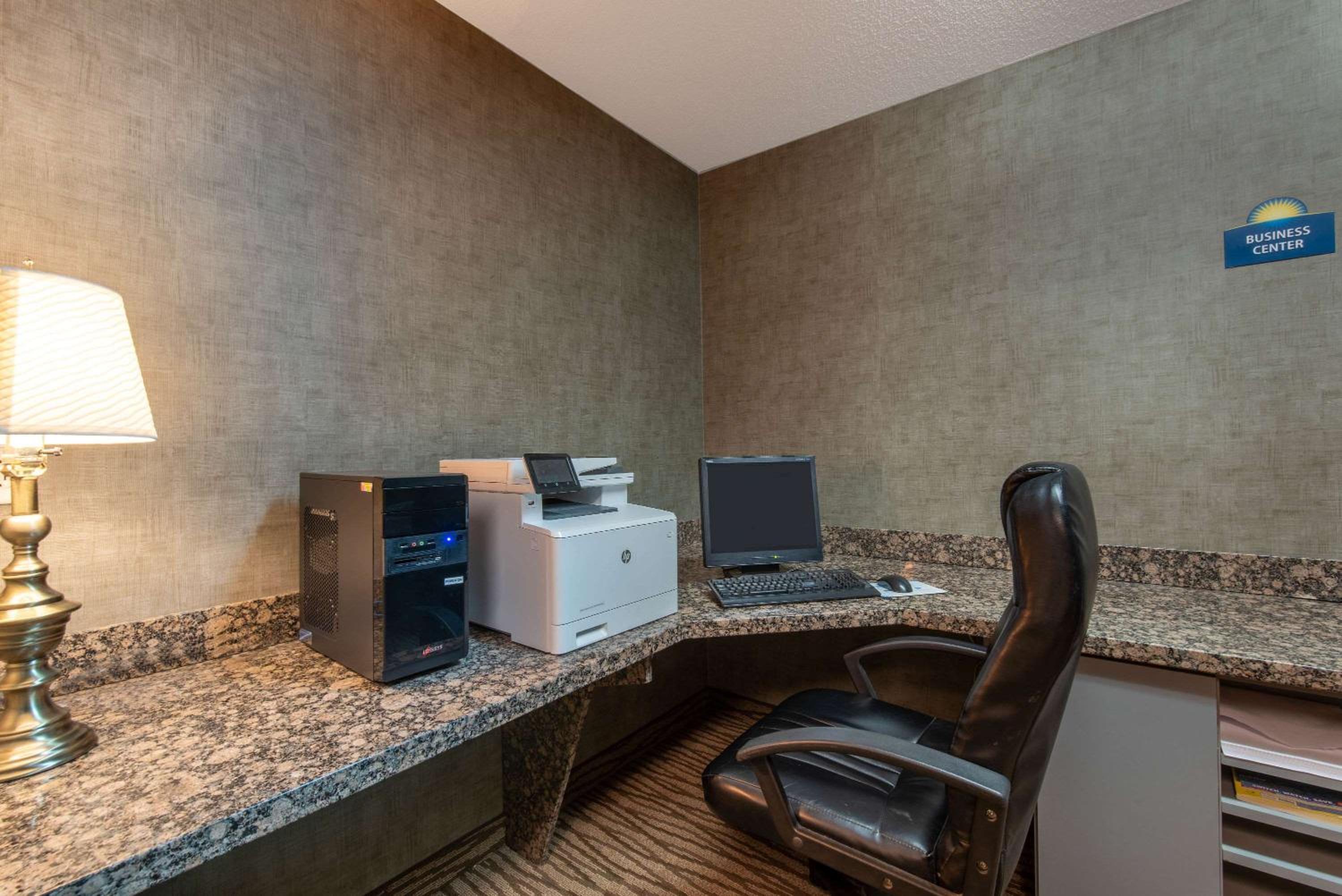 Mitchell Vacations - Days Inn by Wyndham Mitchell SD - Property Image 2