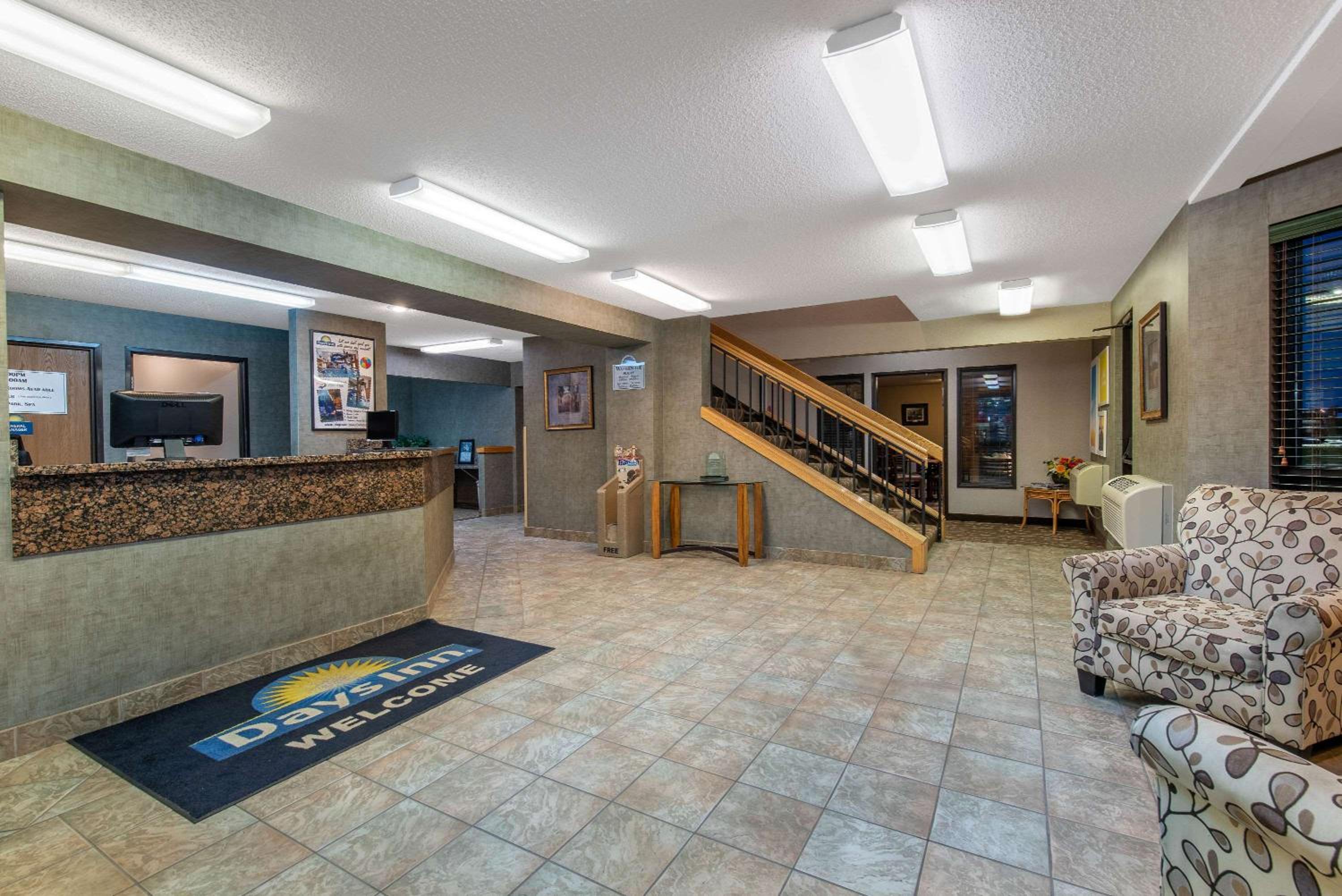 Mitchell Vacations - Days Inn by Wyndham Mitchell SD - Property Image 2