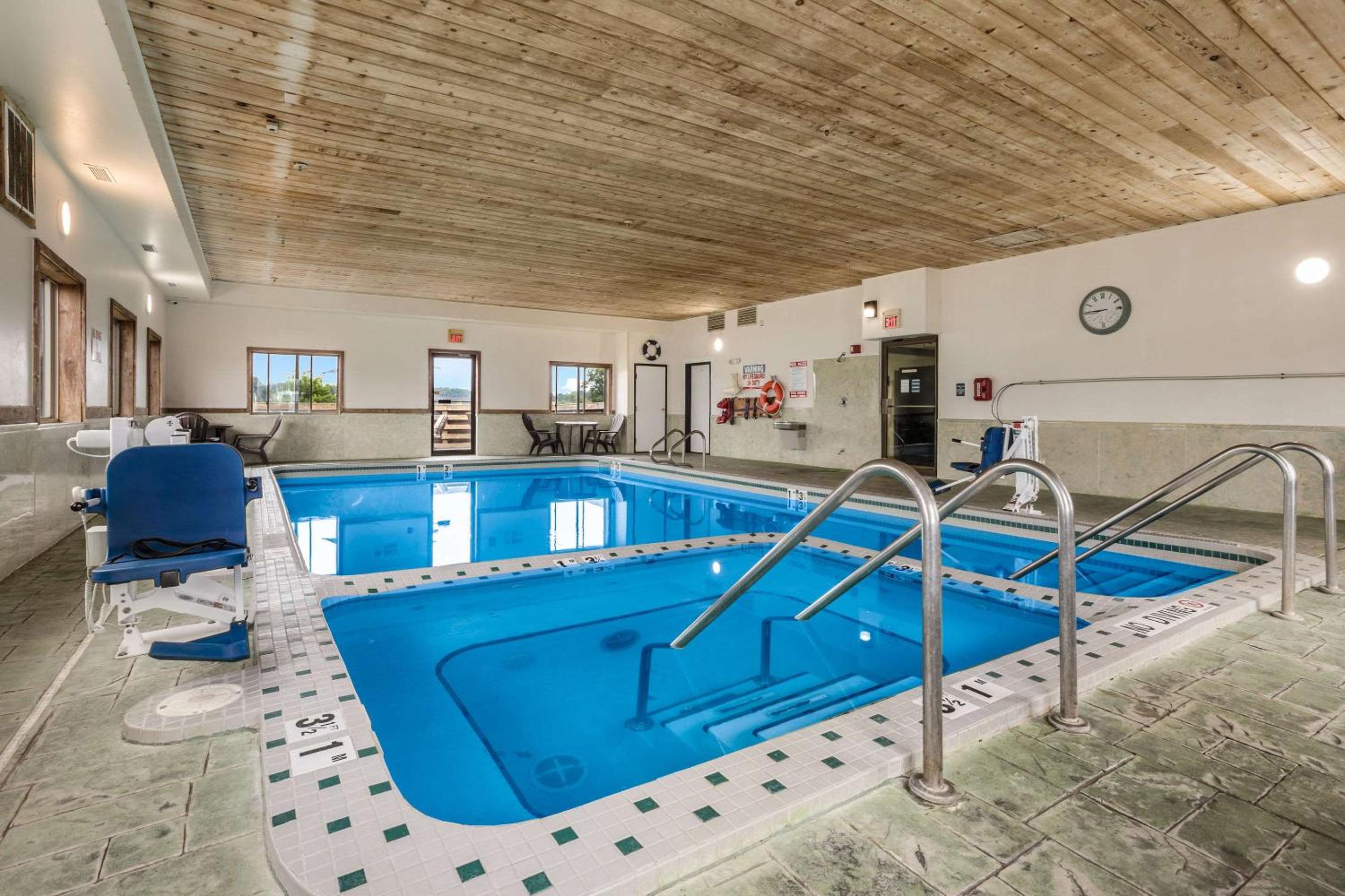 Quality Inn - Property Image 3