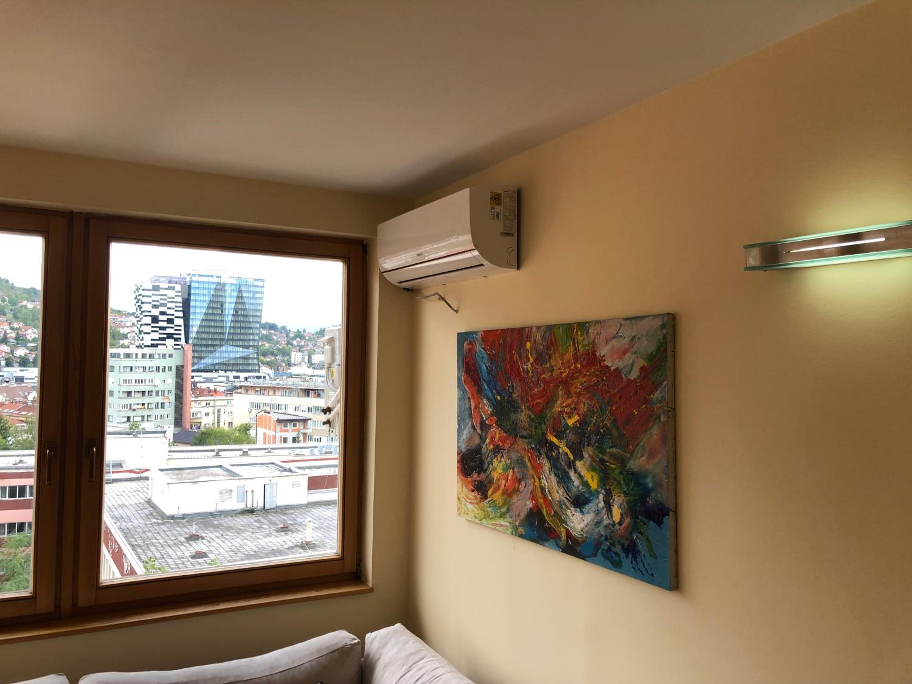 Awesome Panorama Penthouse - free Parking and balcony