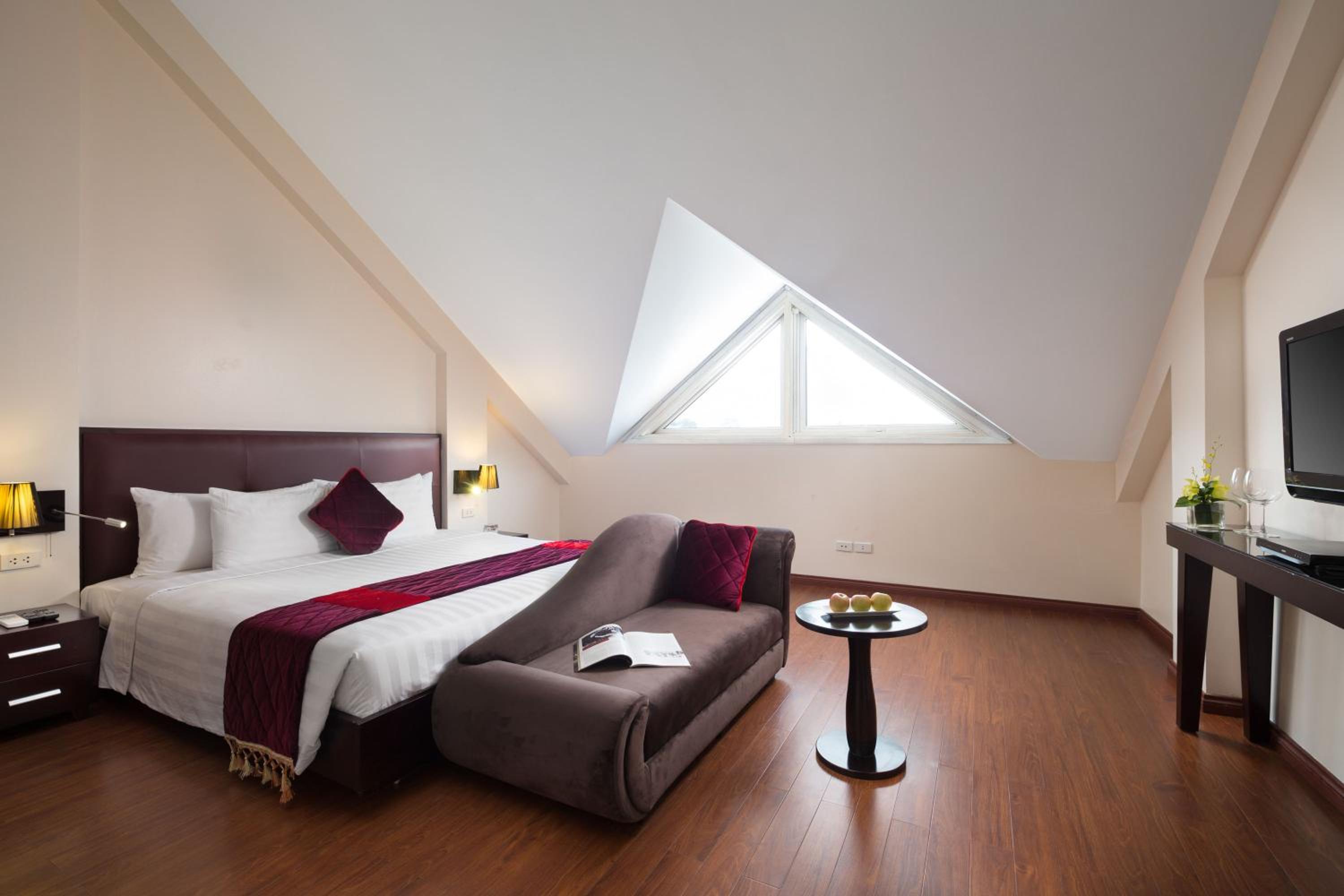 Hanoian Central Hotel & Spa photo 3