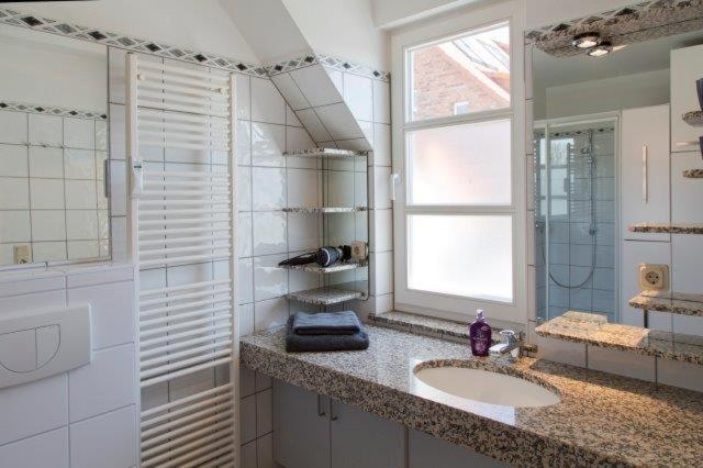 Traumblick Ferienwohnung en Sauzin — bathroom