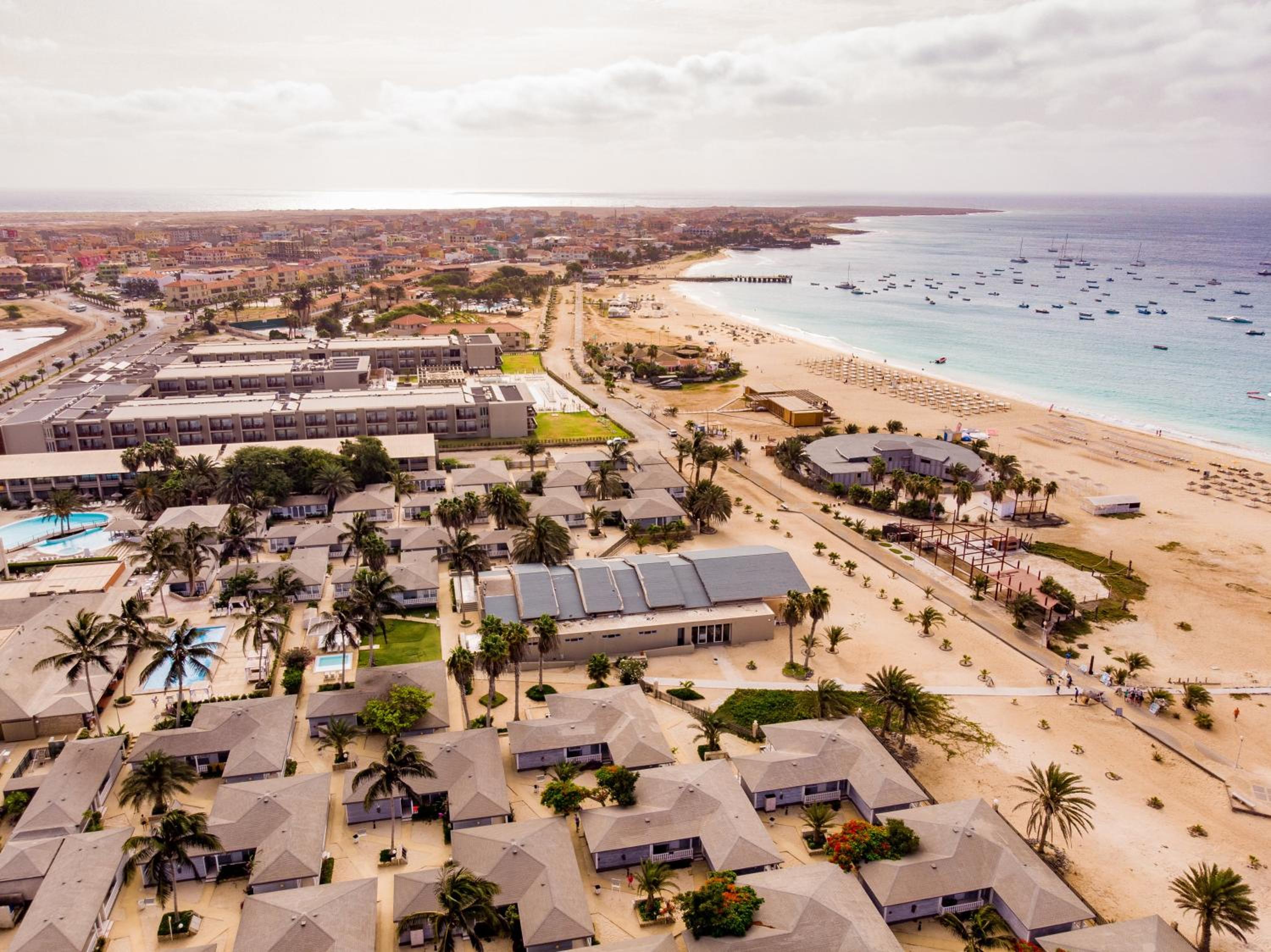 Hotel Oasis Belorizonte - Image 1