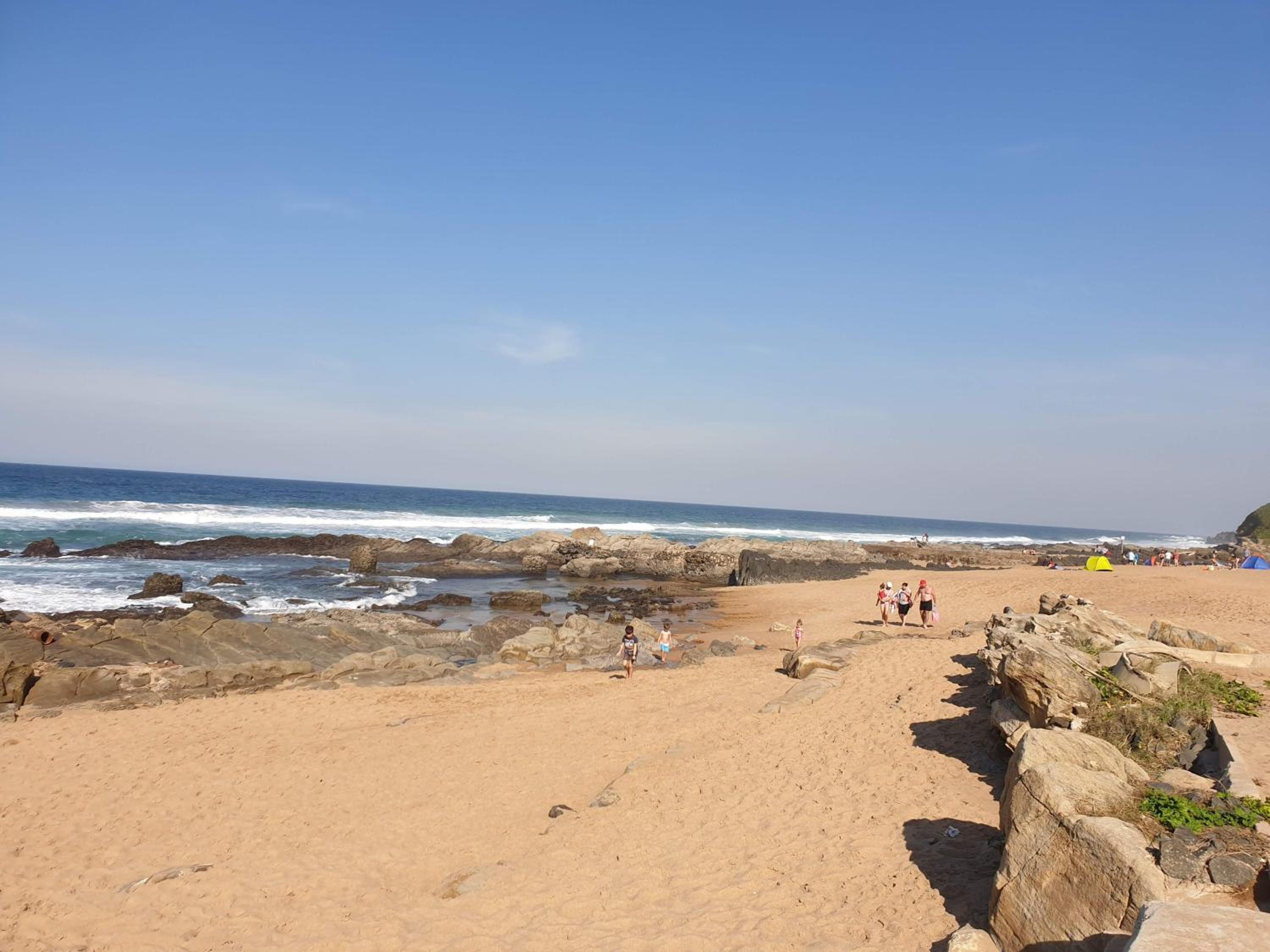 Stylish modern 2 bed apartment in Shaka's Rock view 5