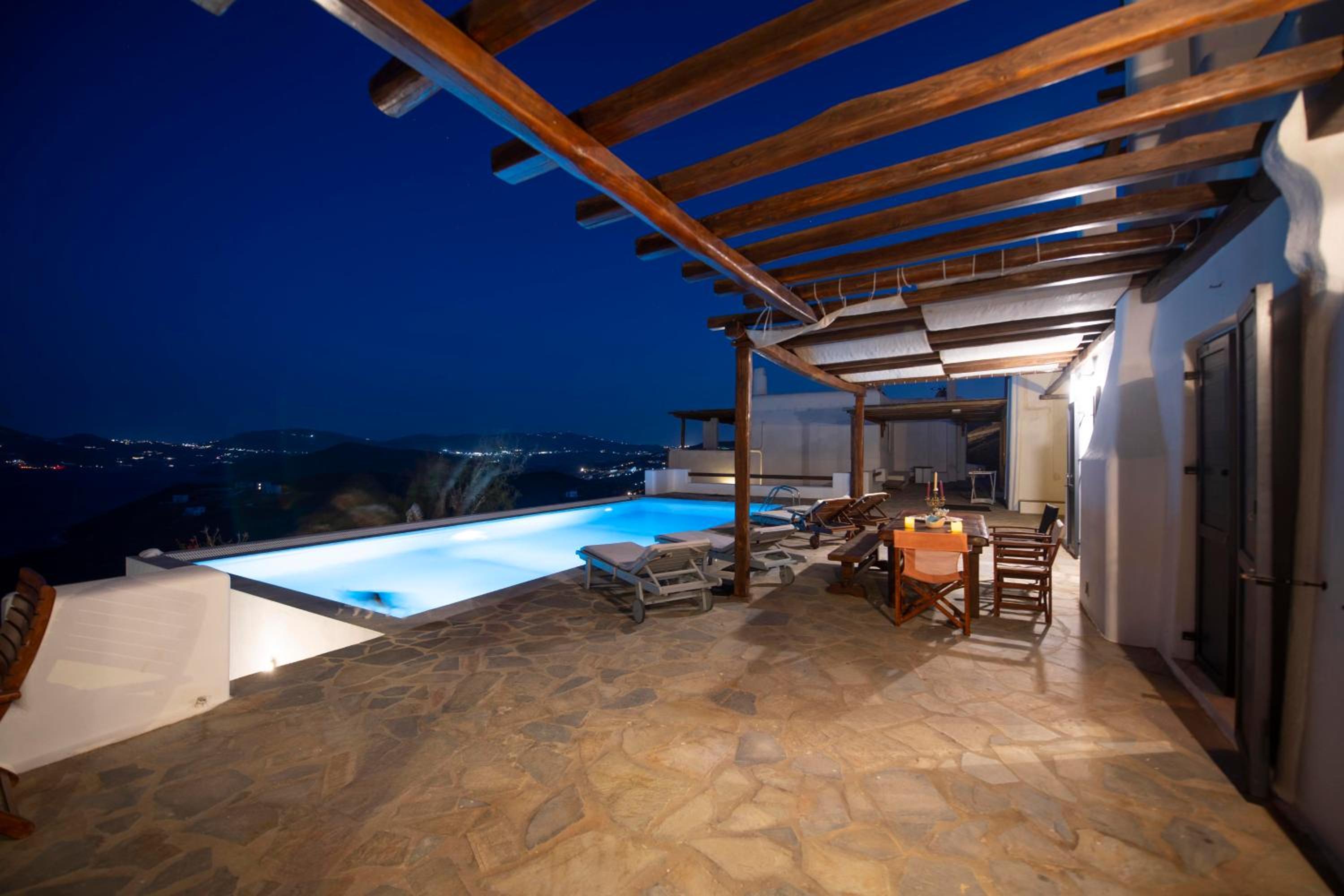 Siourdas Mykonos Villas