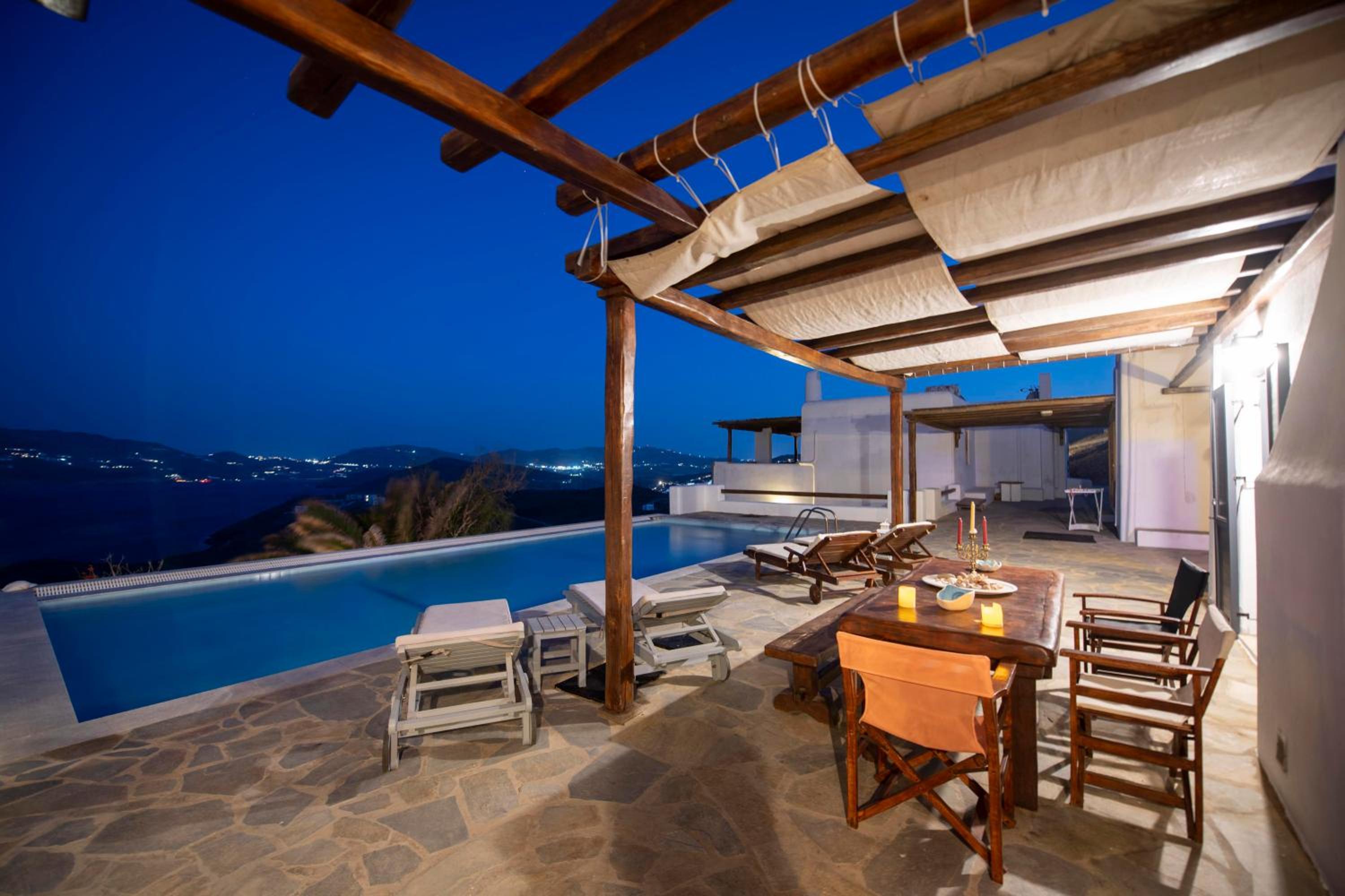 Siourdas Mykonos Villas