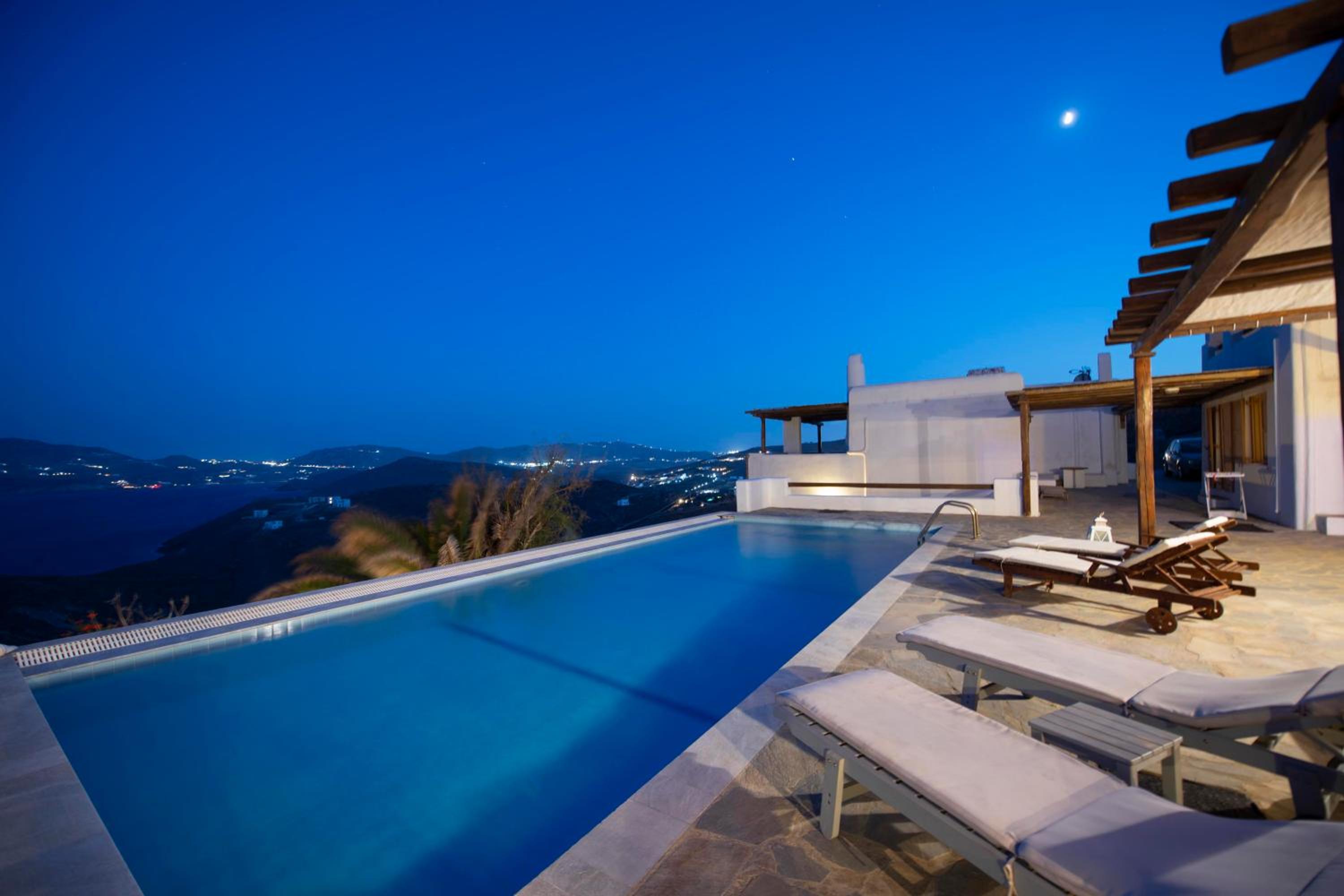Siourdas Mykonos Villas