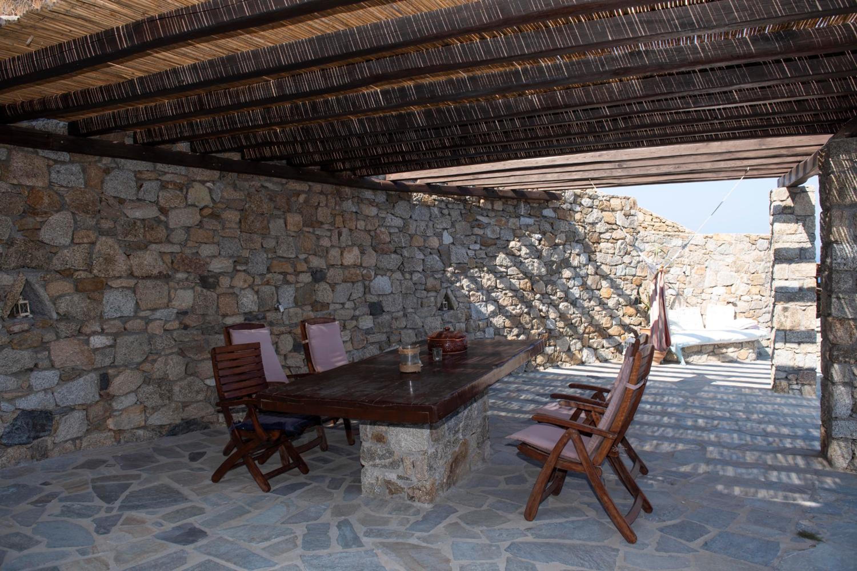 Siourdas Mykonos Villas