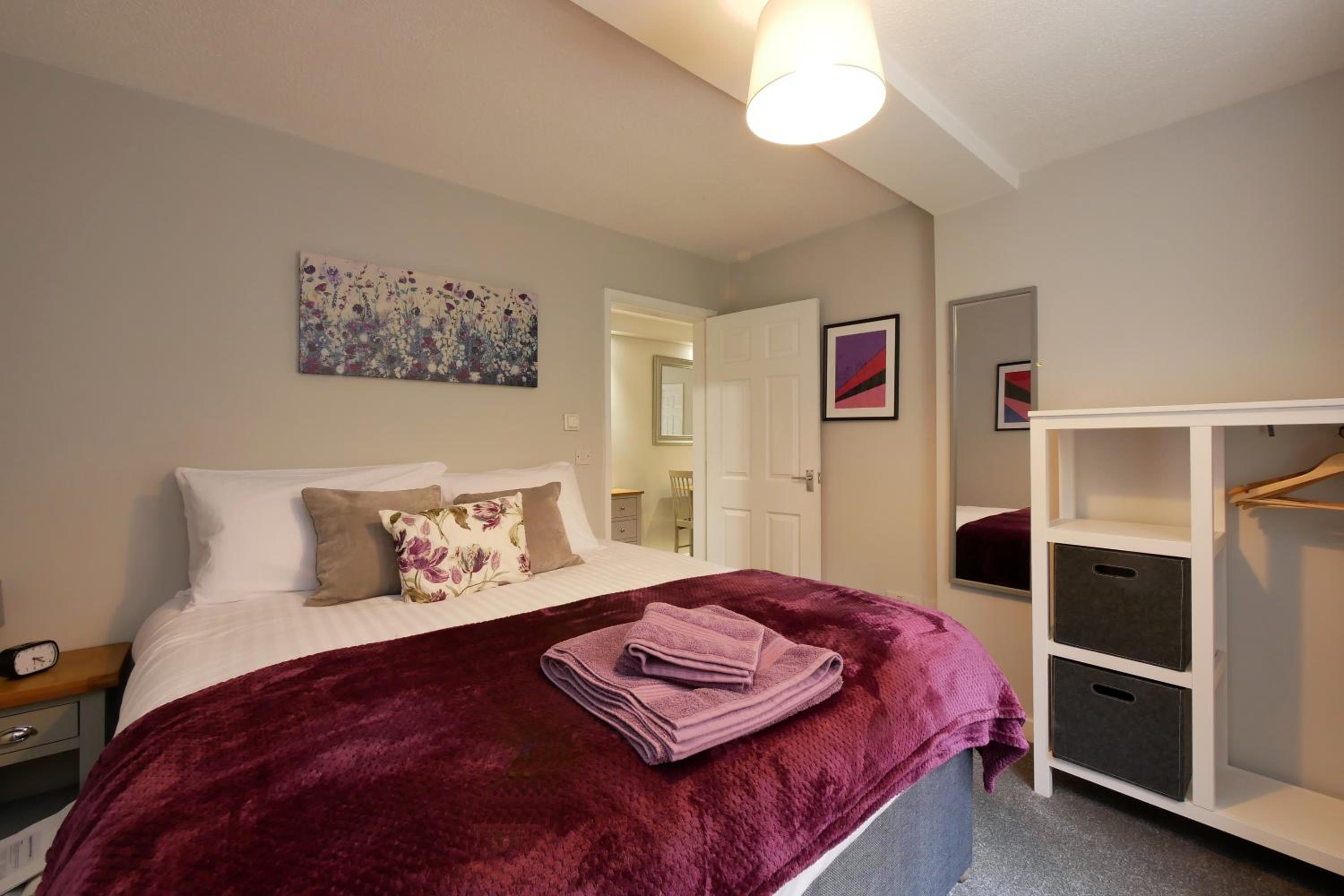Crewe Short Lets 4 Victoria Court, Crewe view 4