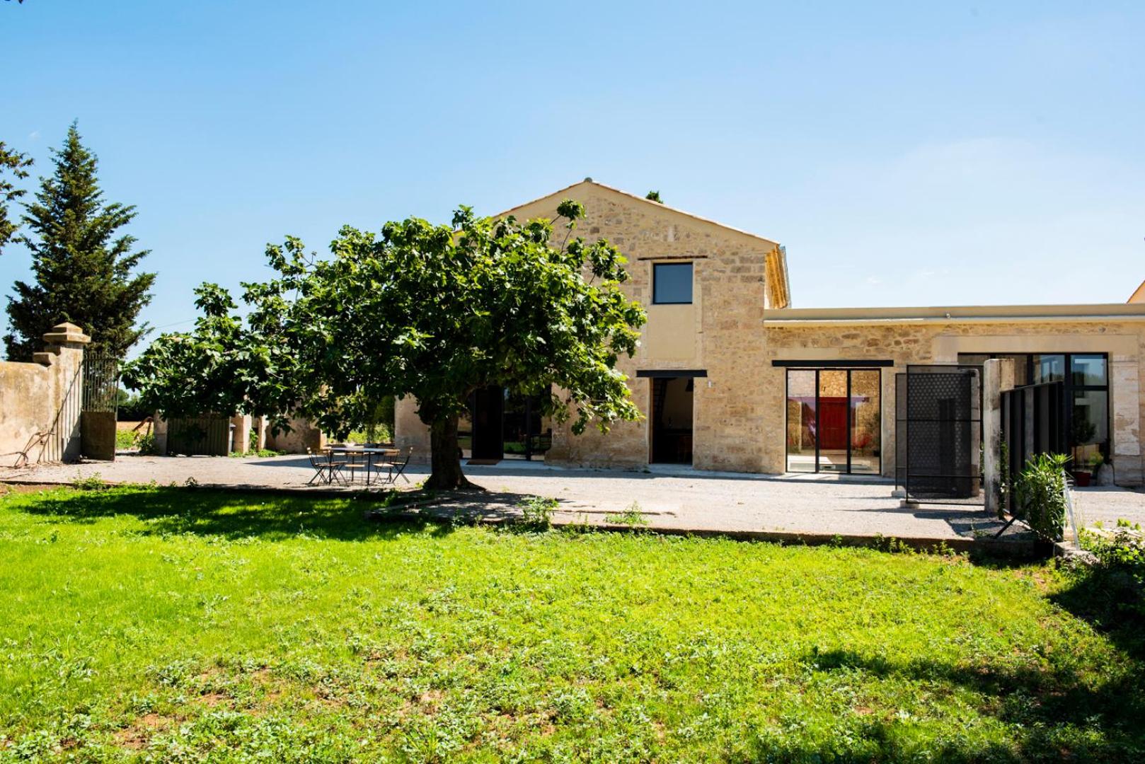 Domaine la Clausade view 2