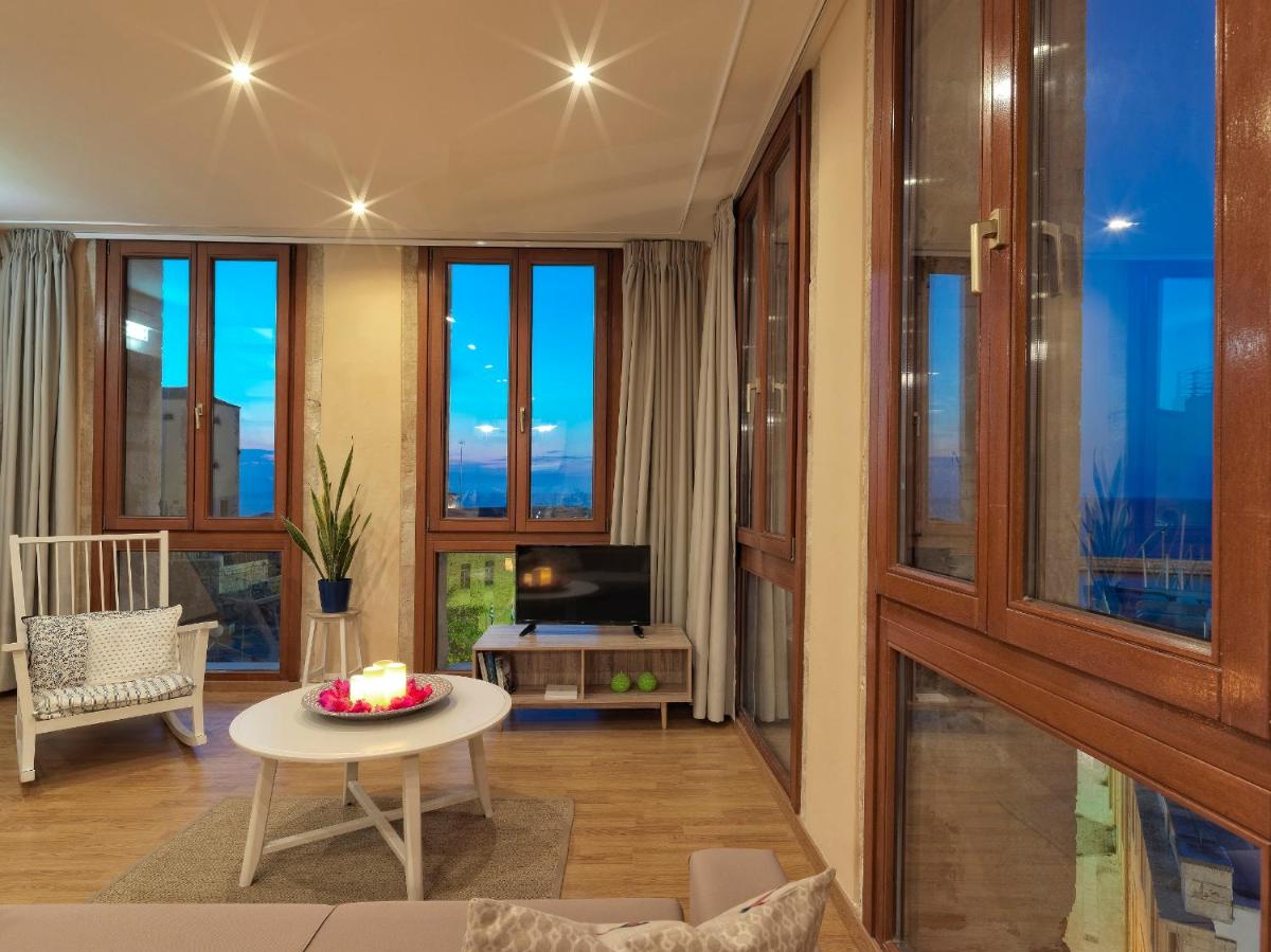 Astraia Residence