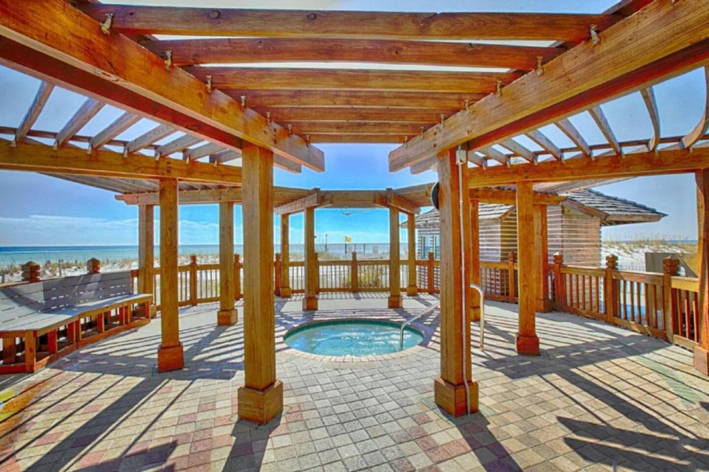 Best beach front vacation, Ocean View, 8th Flr view 4