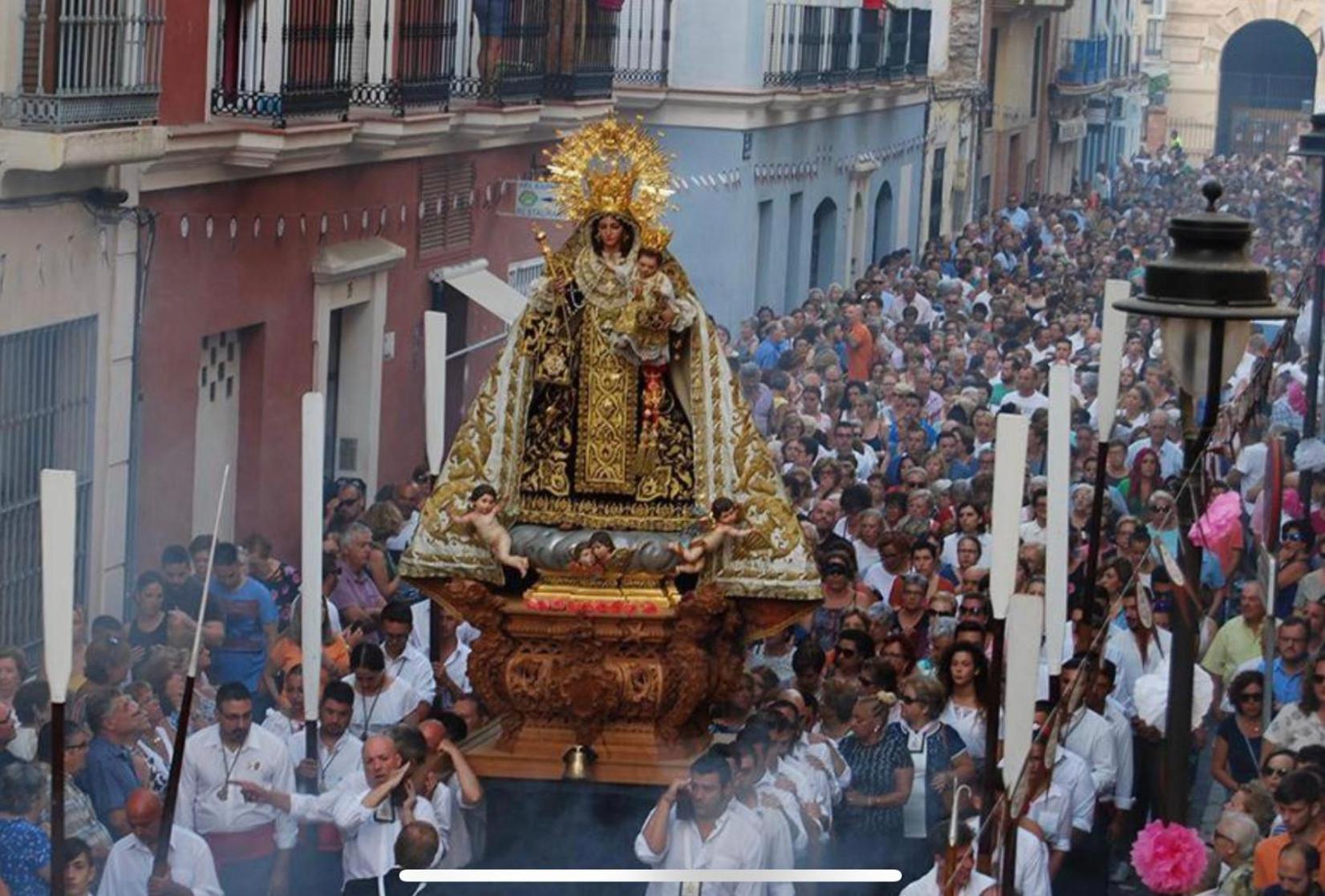 Ancha del Carmen AVE Centro Málaga madmar lujo New Zambrano