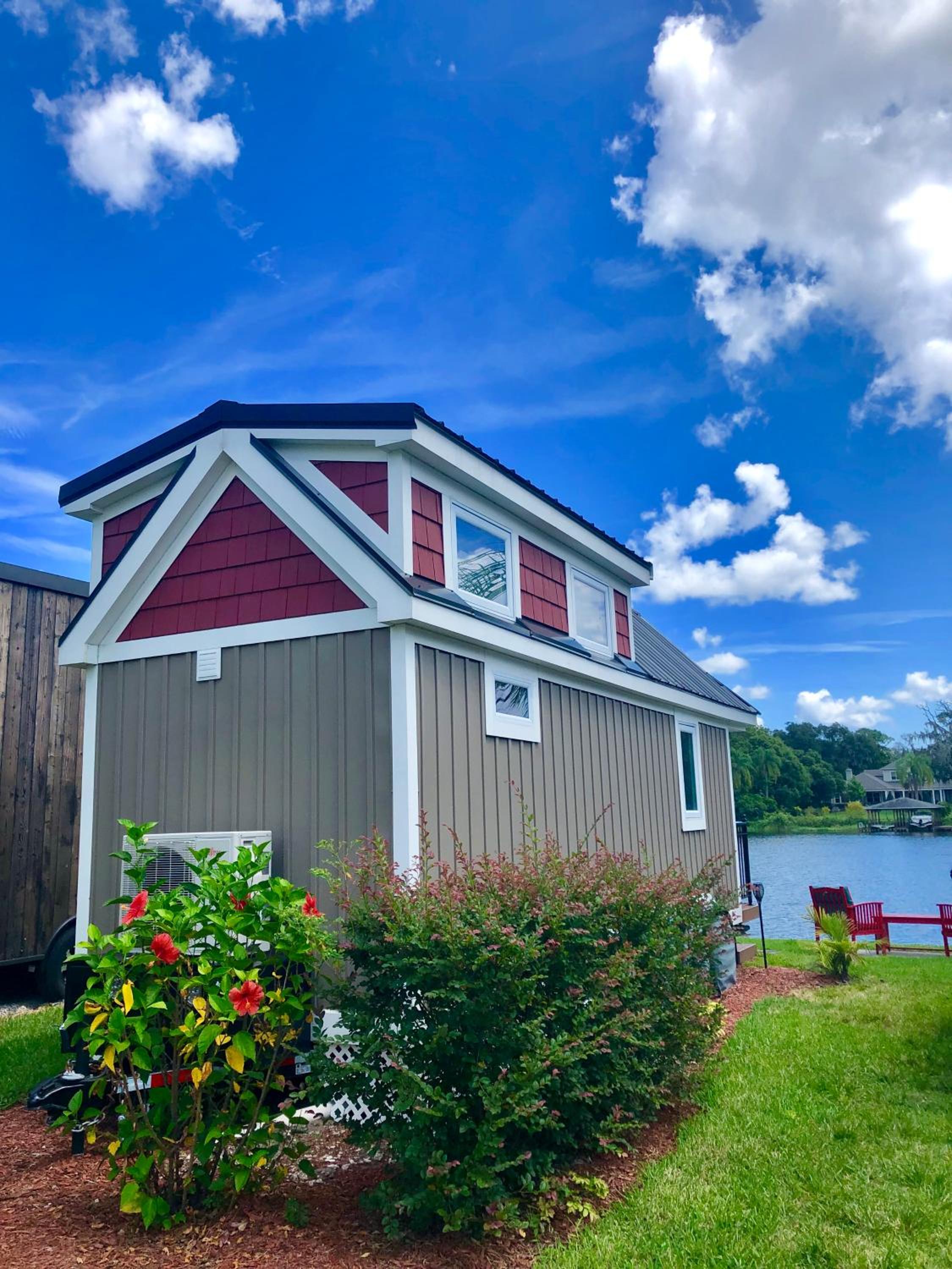 Orlando Lakefront Tiny Houses