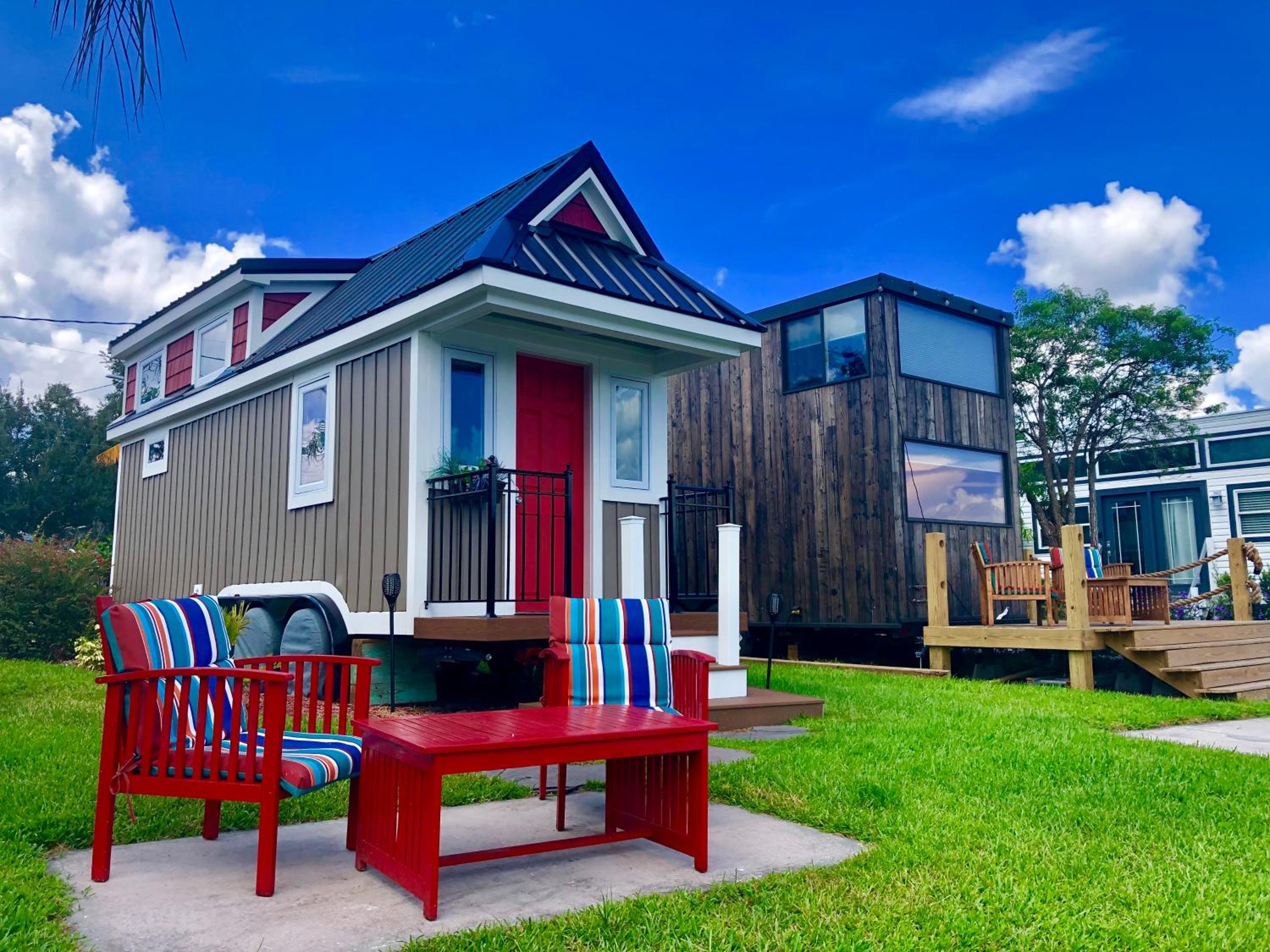 Orlando Lakefront Tiny Houses
