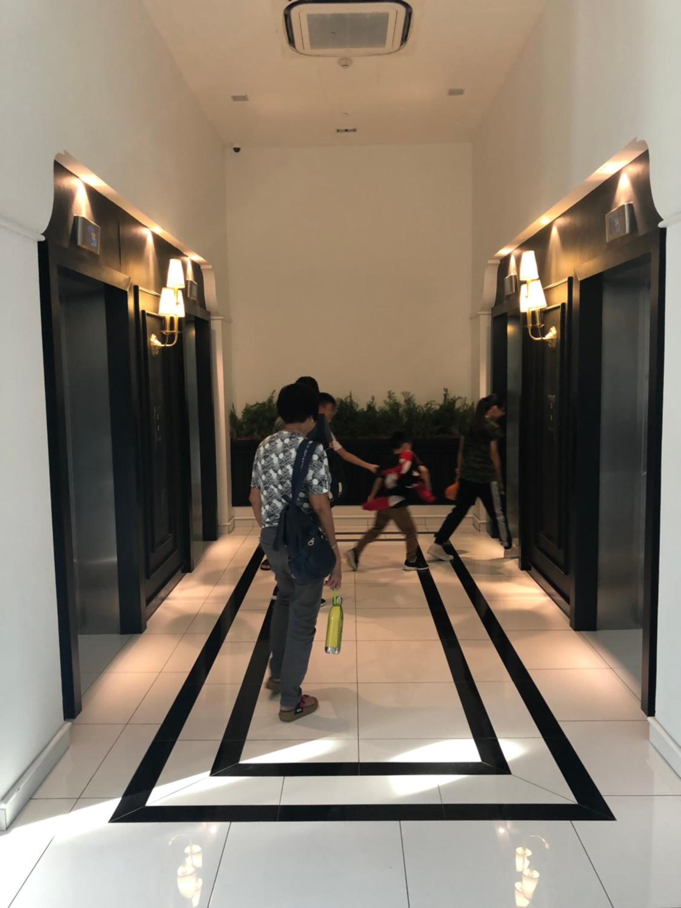 Legoland & Educity at BuYiYang Homestay