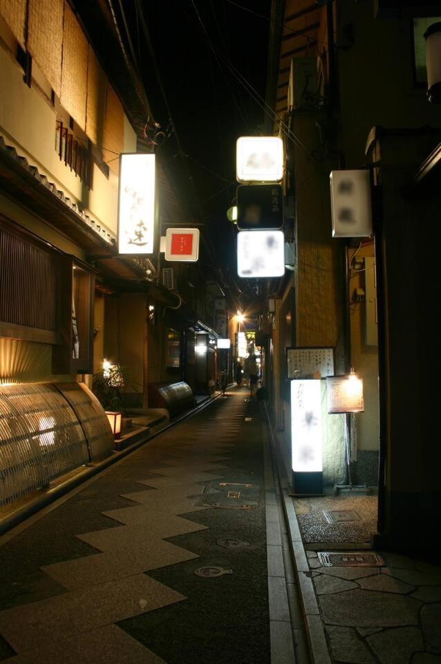 Photo 32