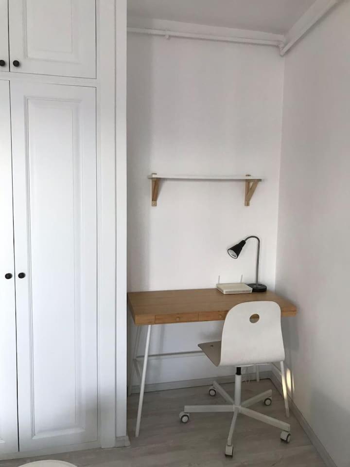 Beautiful Studio near the center of Cluj view 4