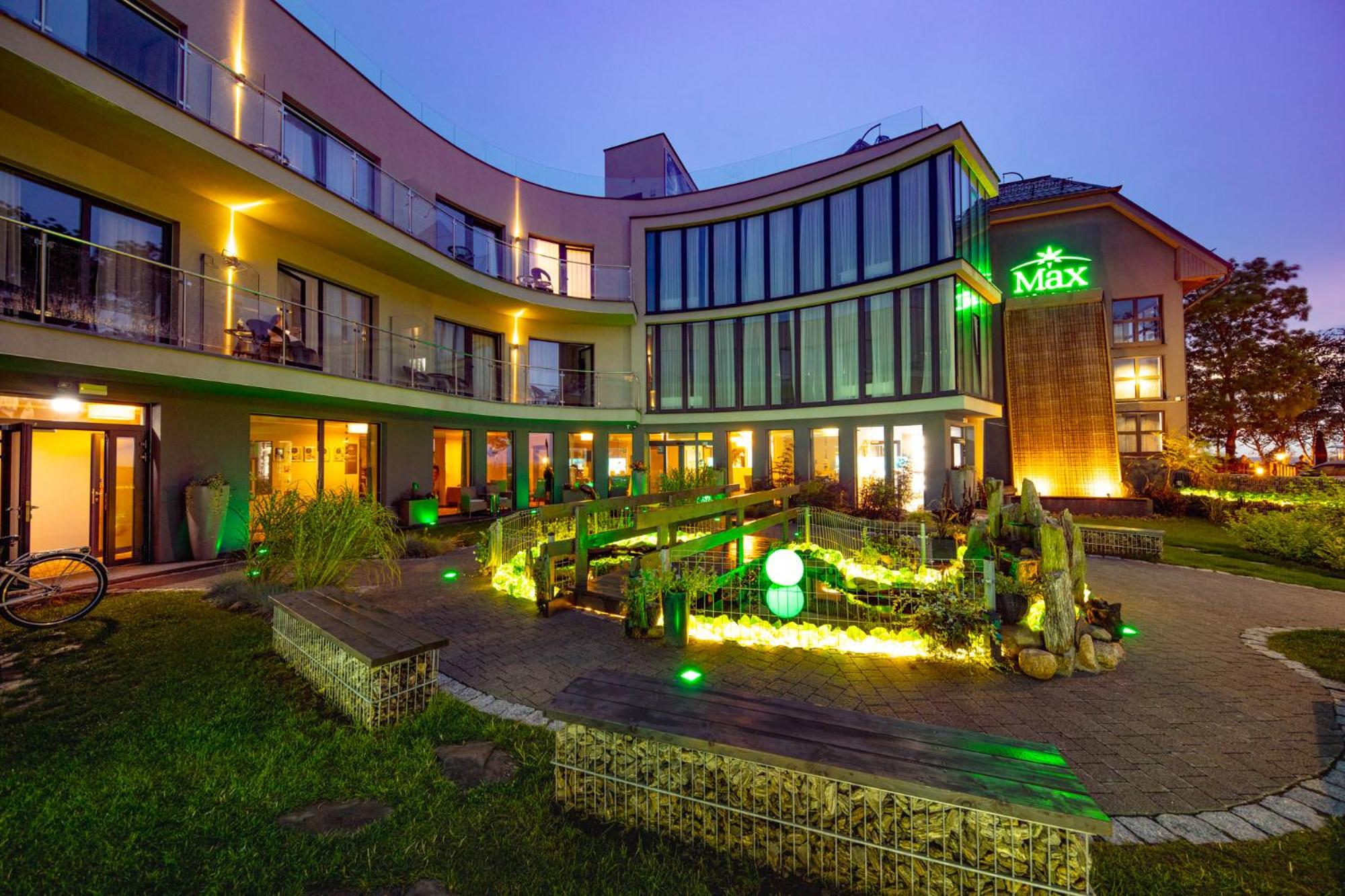 Max Health Resort SPA
