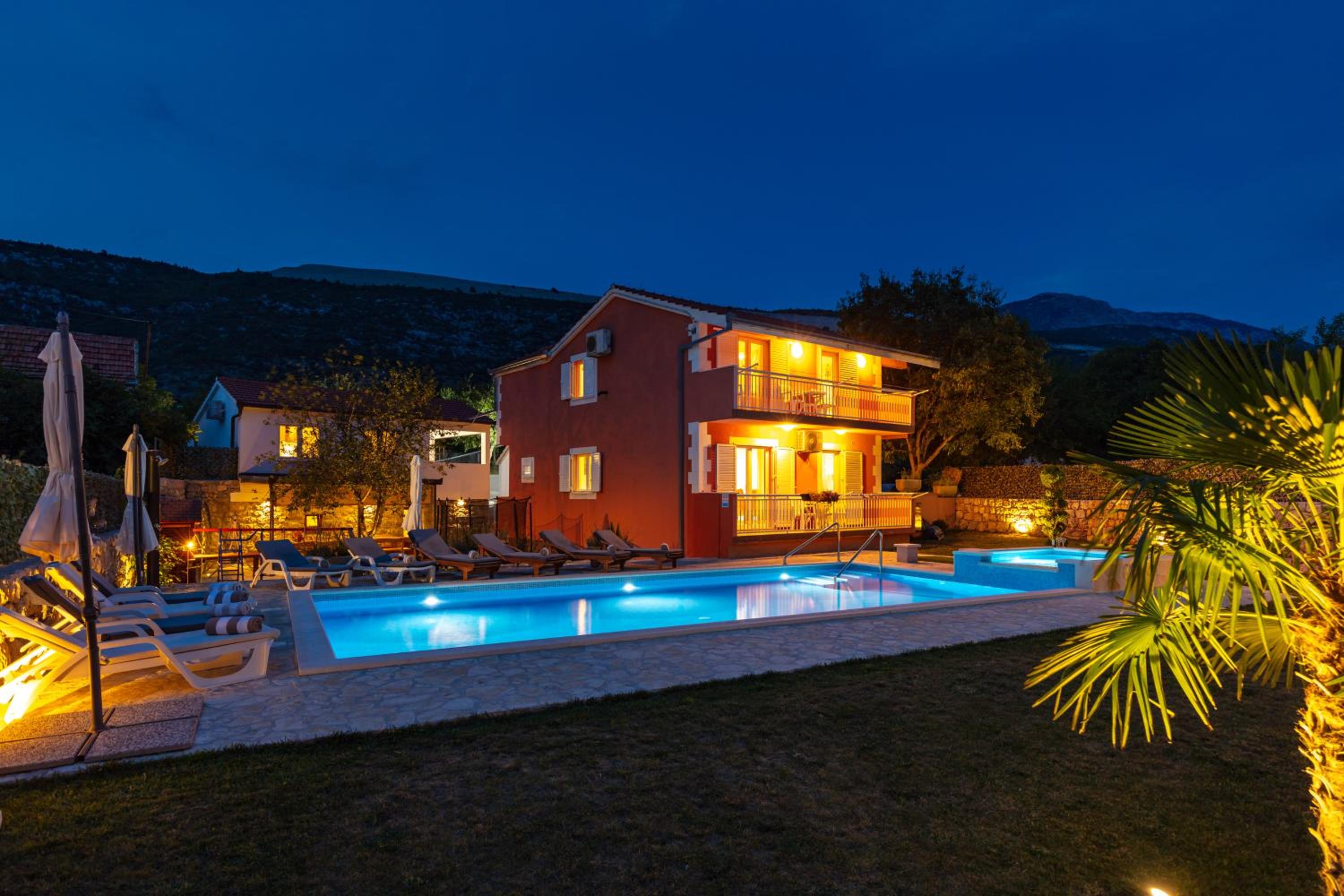 Villa POQUITO, heated pool - Zagvozd, Makarska region view 3