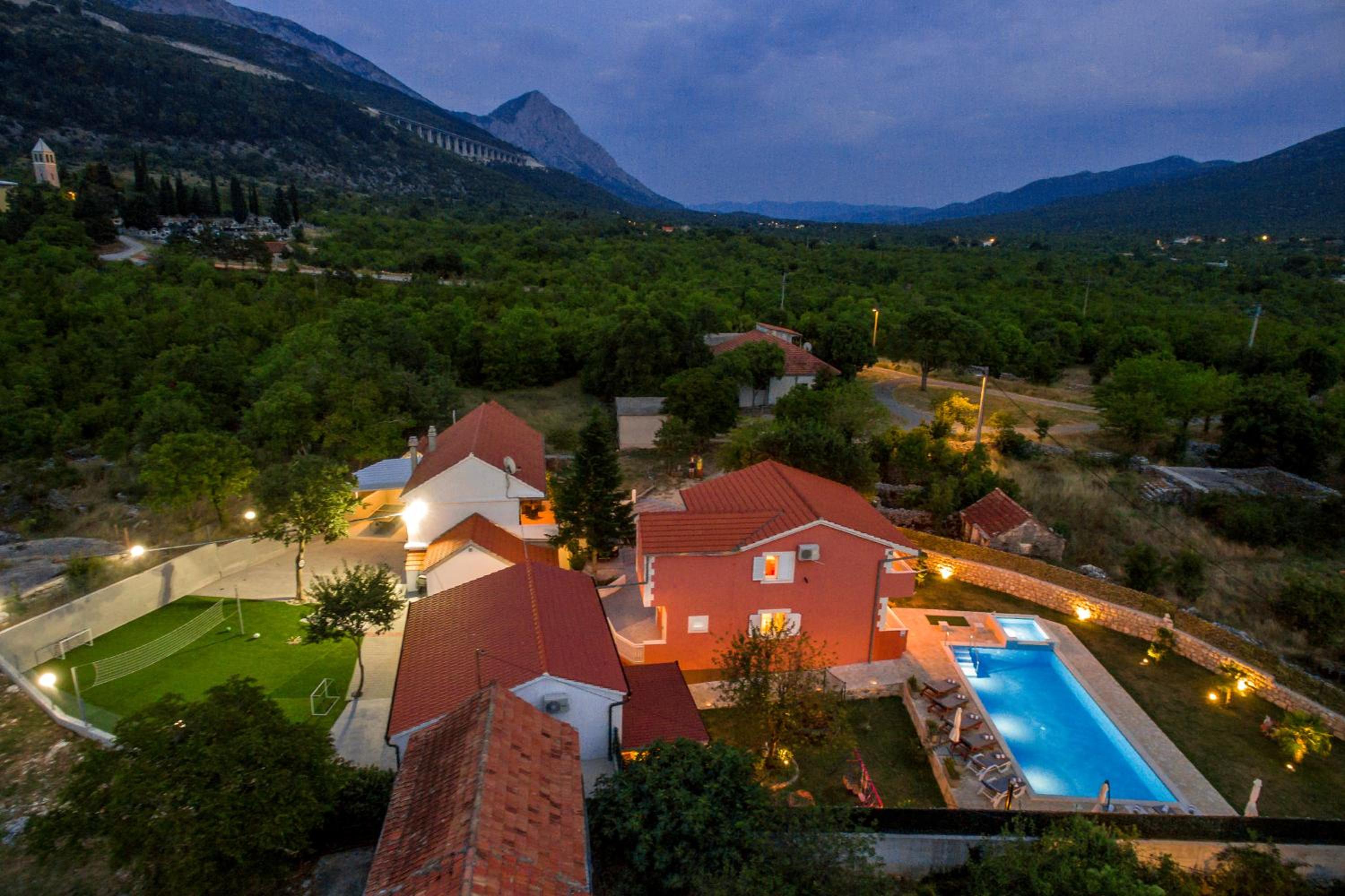 Villa POQUITO, heated pool - Zagvozd, Makarska region view 2