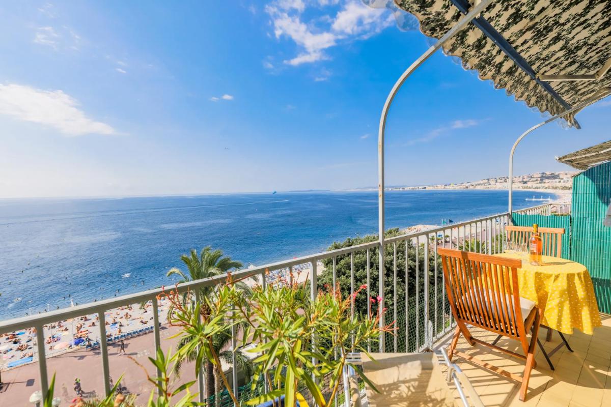 AU BEAU RIVAGE AP2049 by RIVIERA HOLIDAY HOMES view 2