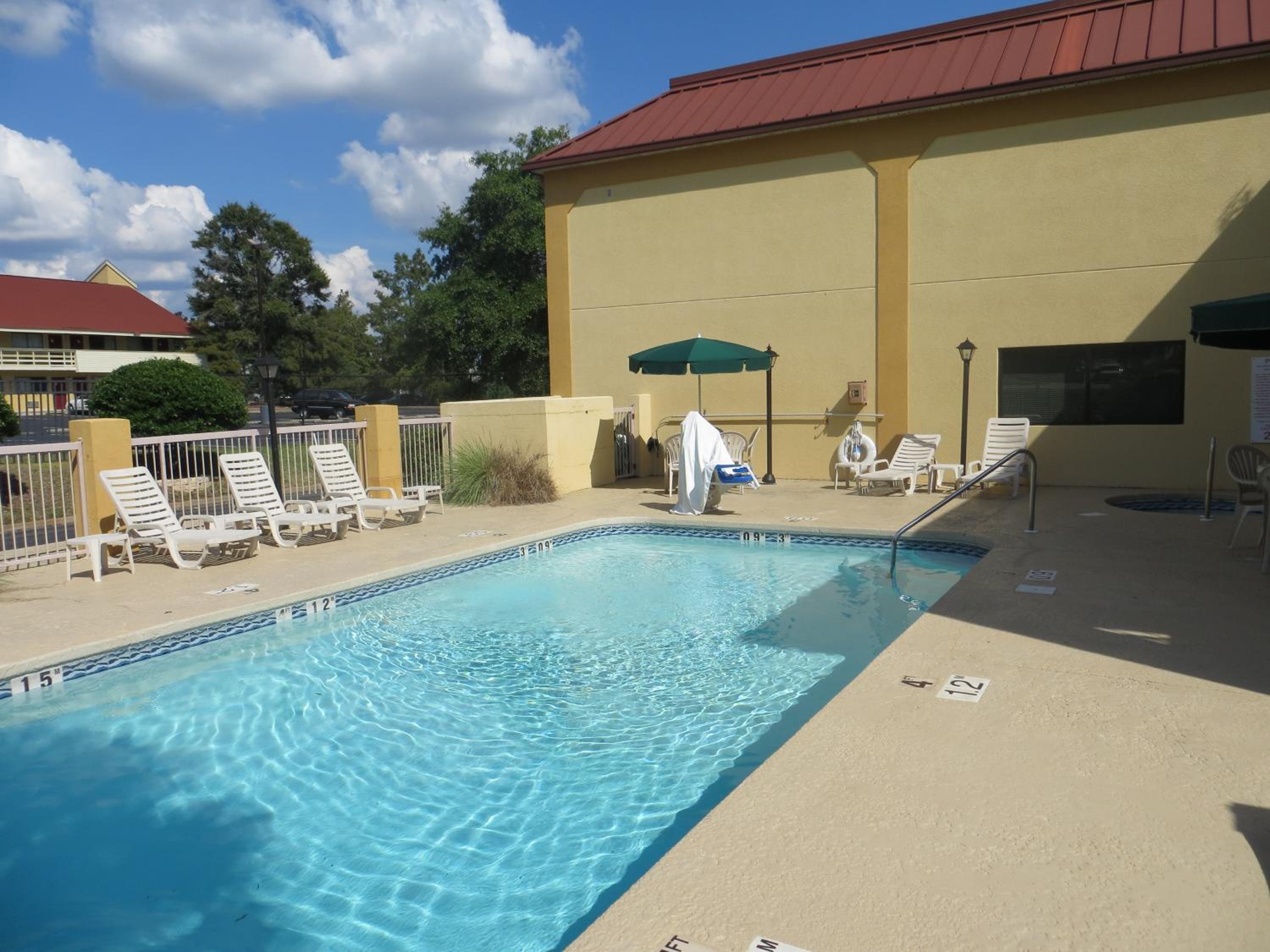 Fairview Inn & Suites Mobile view 5