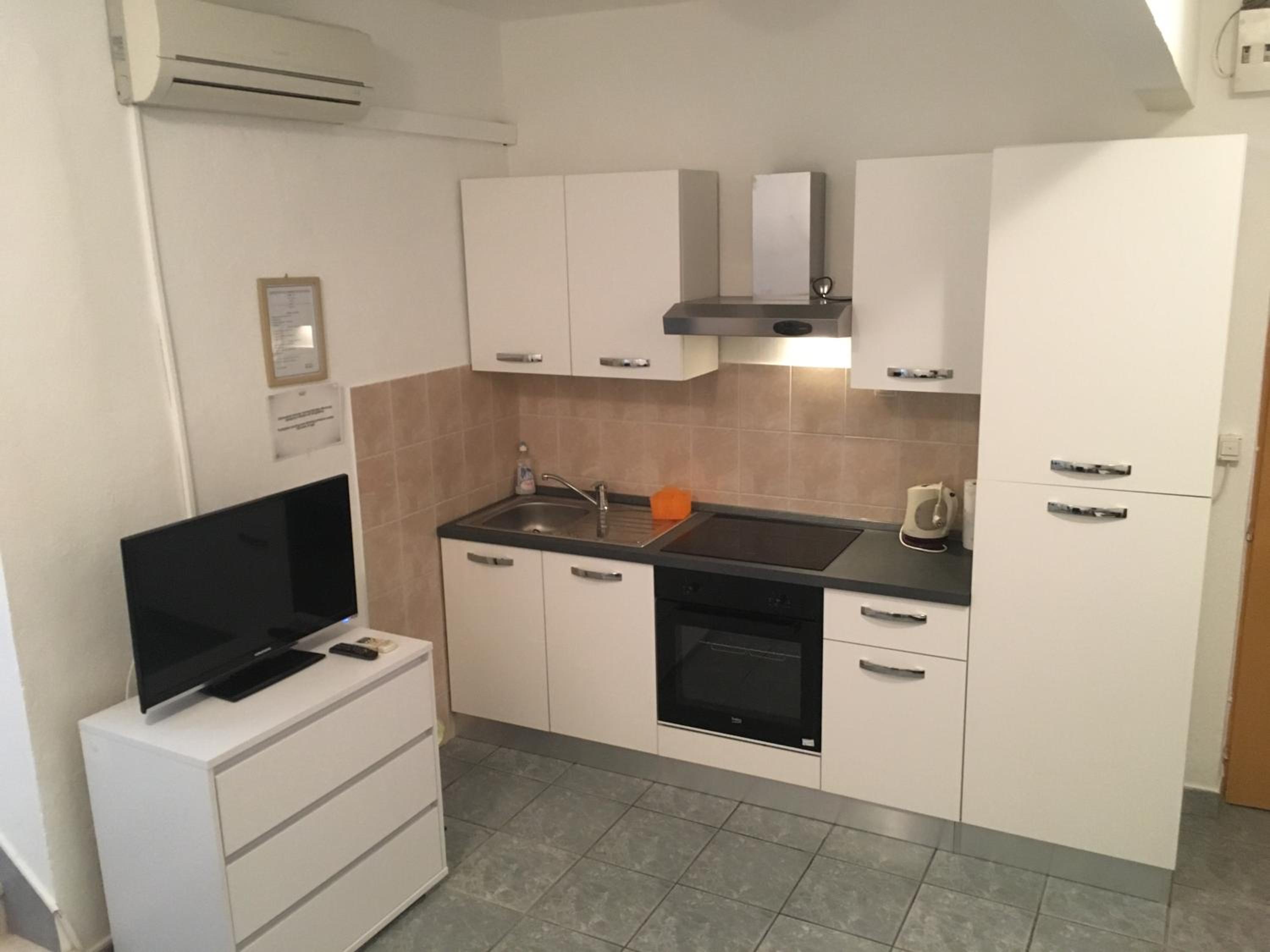 Apartmani Mare view 5