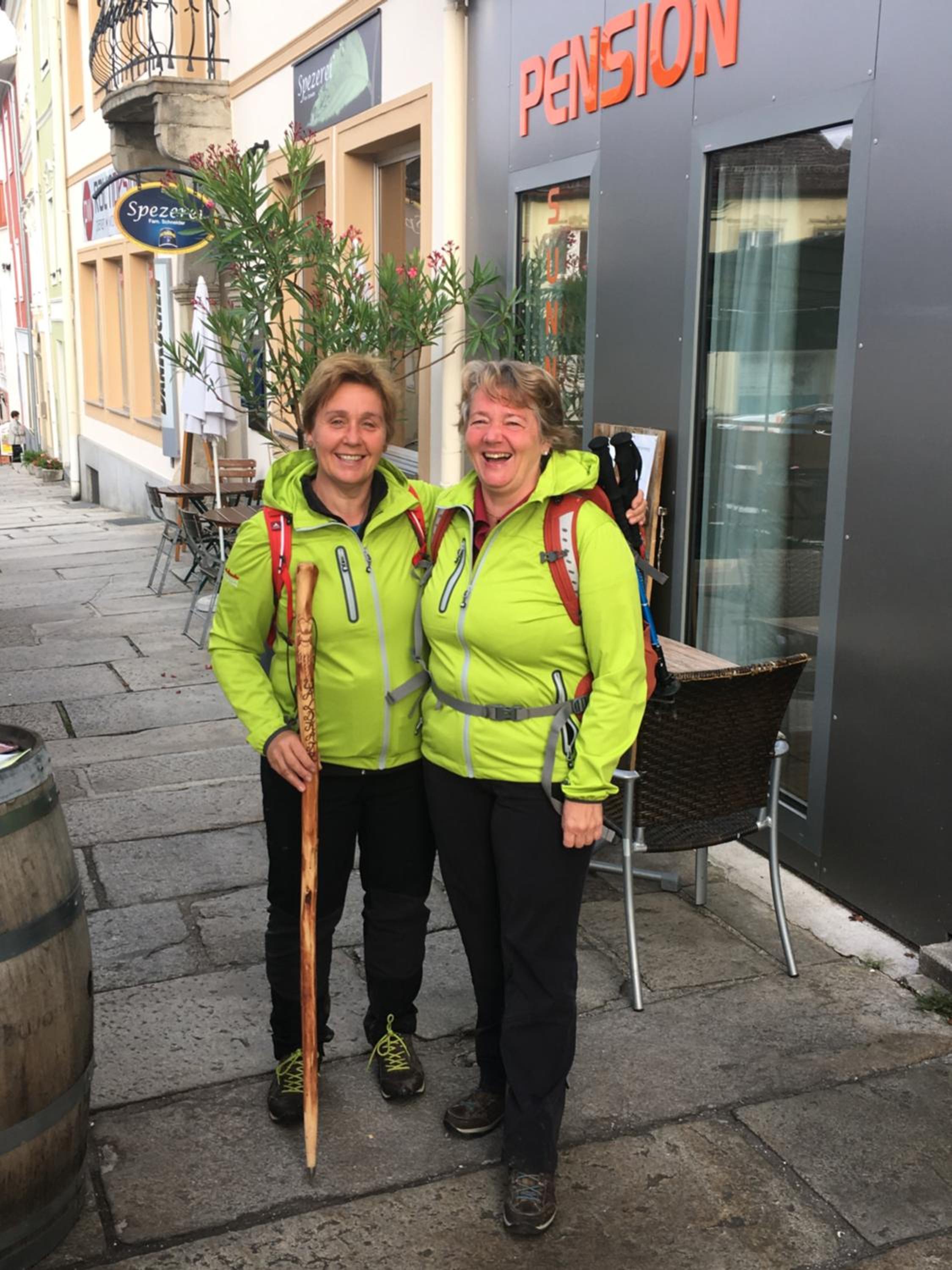 Pension Sunnseitn - Gasthof - Café - Weinkeller