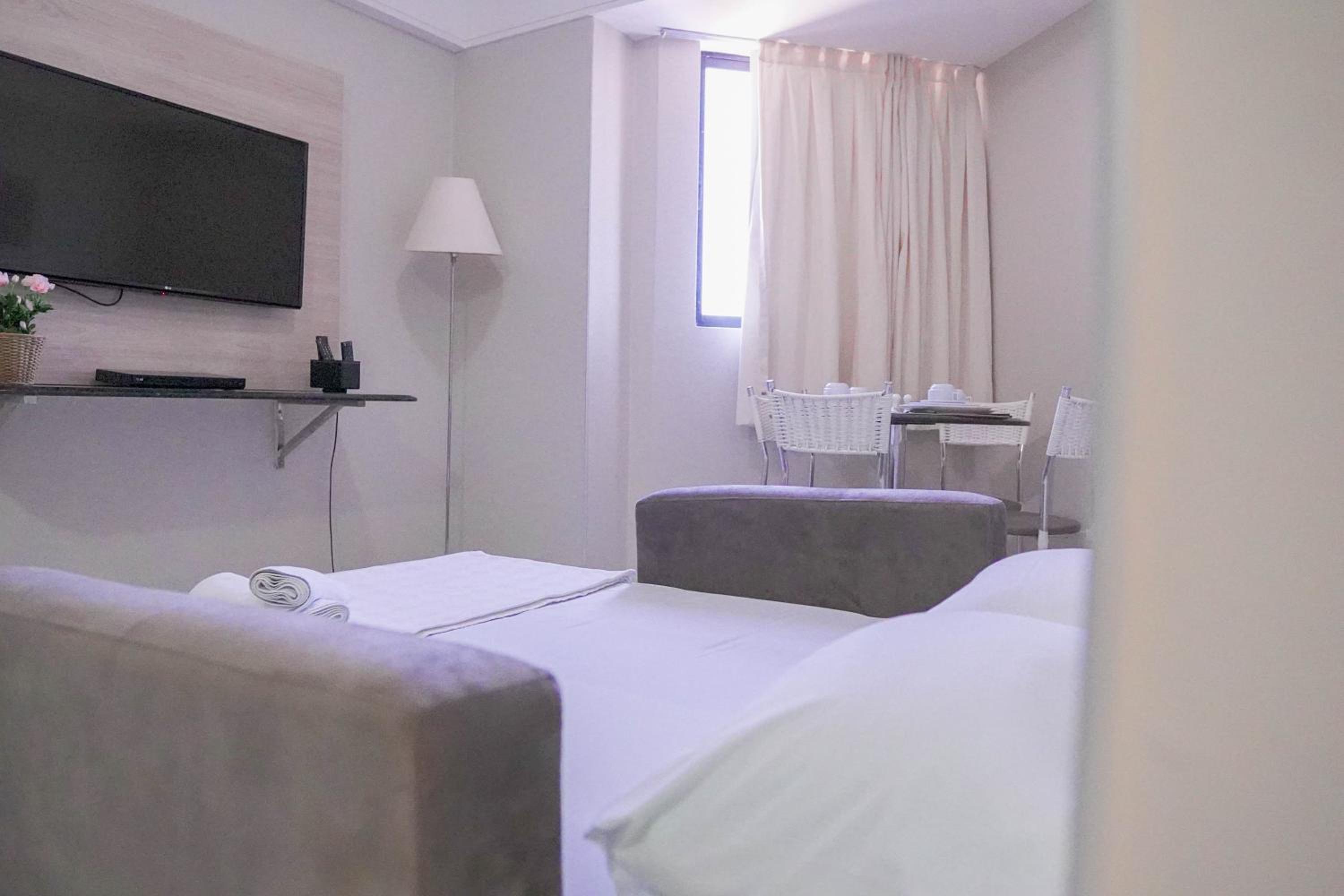 LINDO APARTAMENTO COM VISTA - PRAIA DE PONTANEGRA