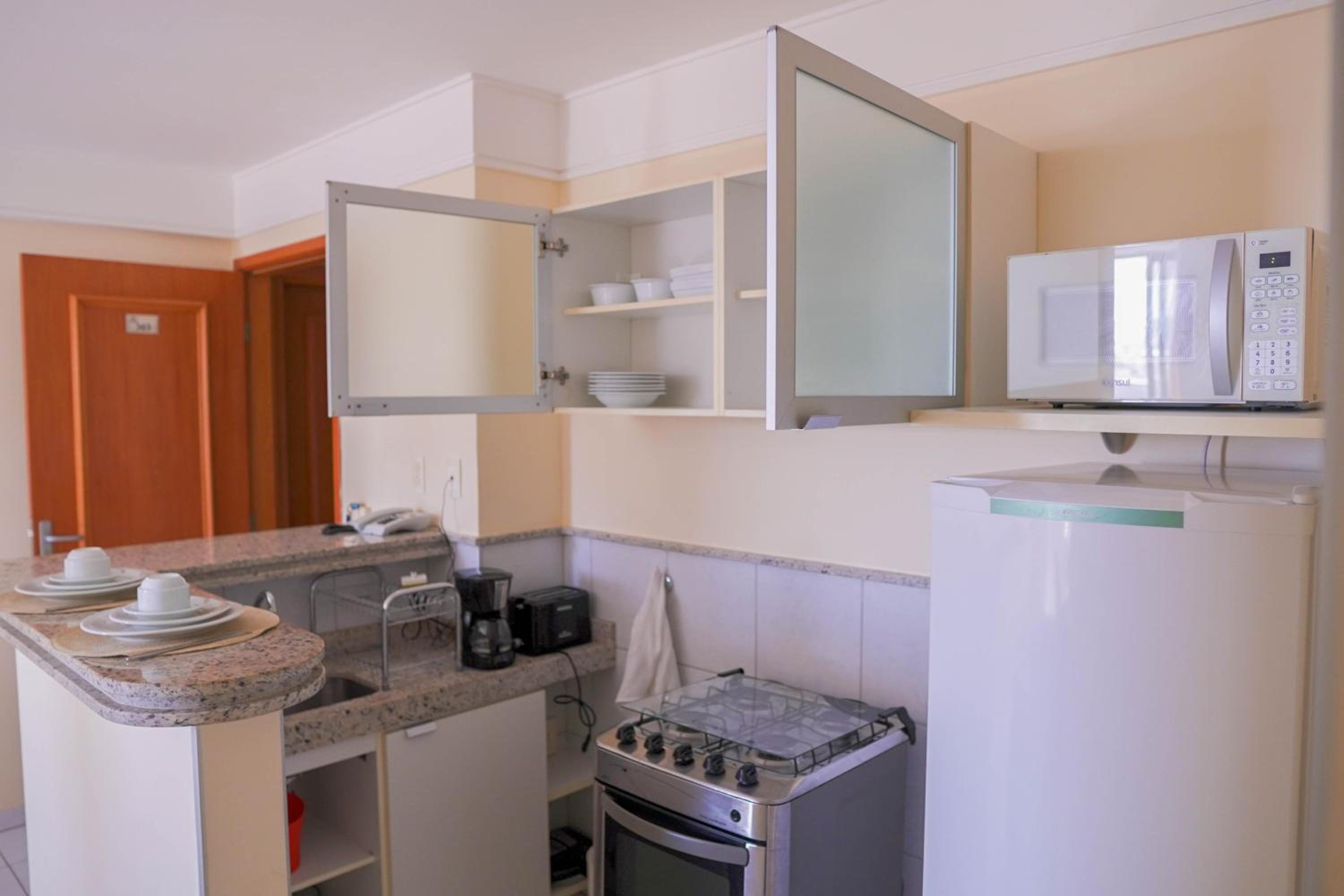LINDO APARTAMENTO COM VISTA - PRAIA DE PONTANEGRA
