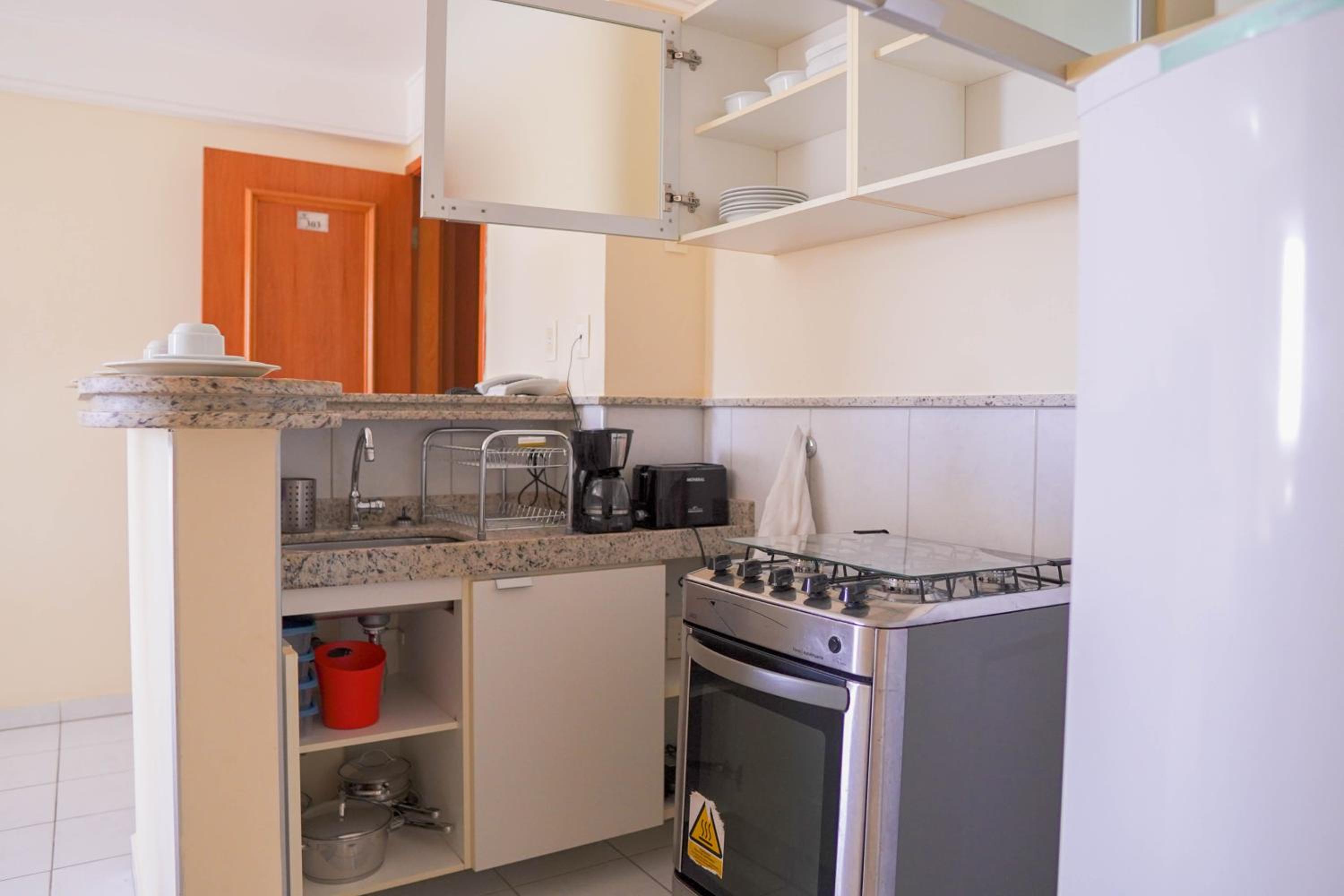 LINDO APARTAMENTO COM VISTA - PRAIA DE PONTANEGRA