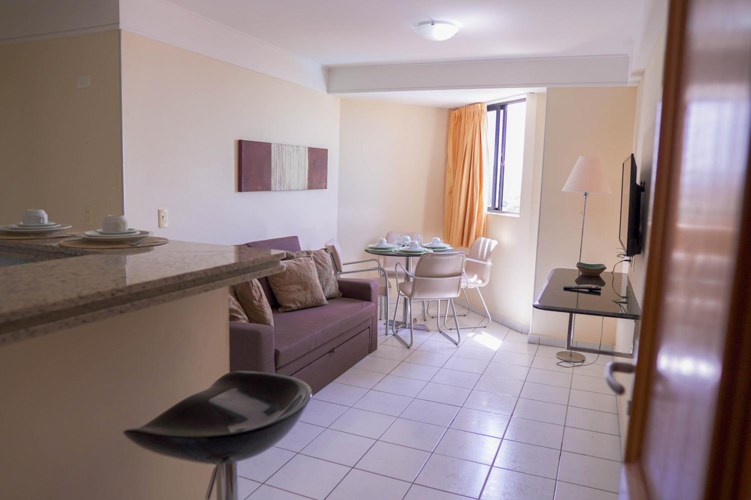 LINDO APARTAMENTO COM VISTA - PRAIA DE PONTANEGRA