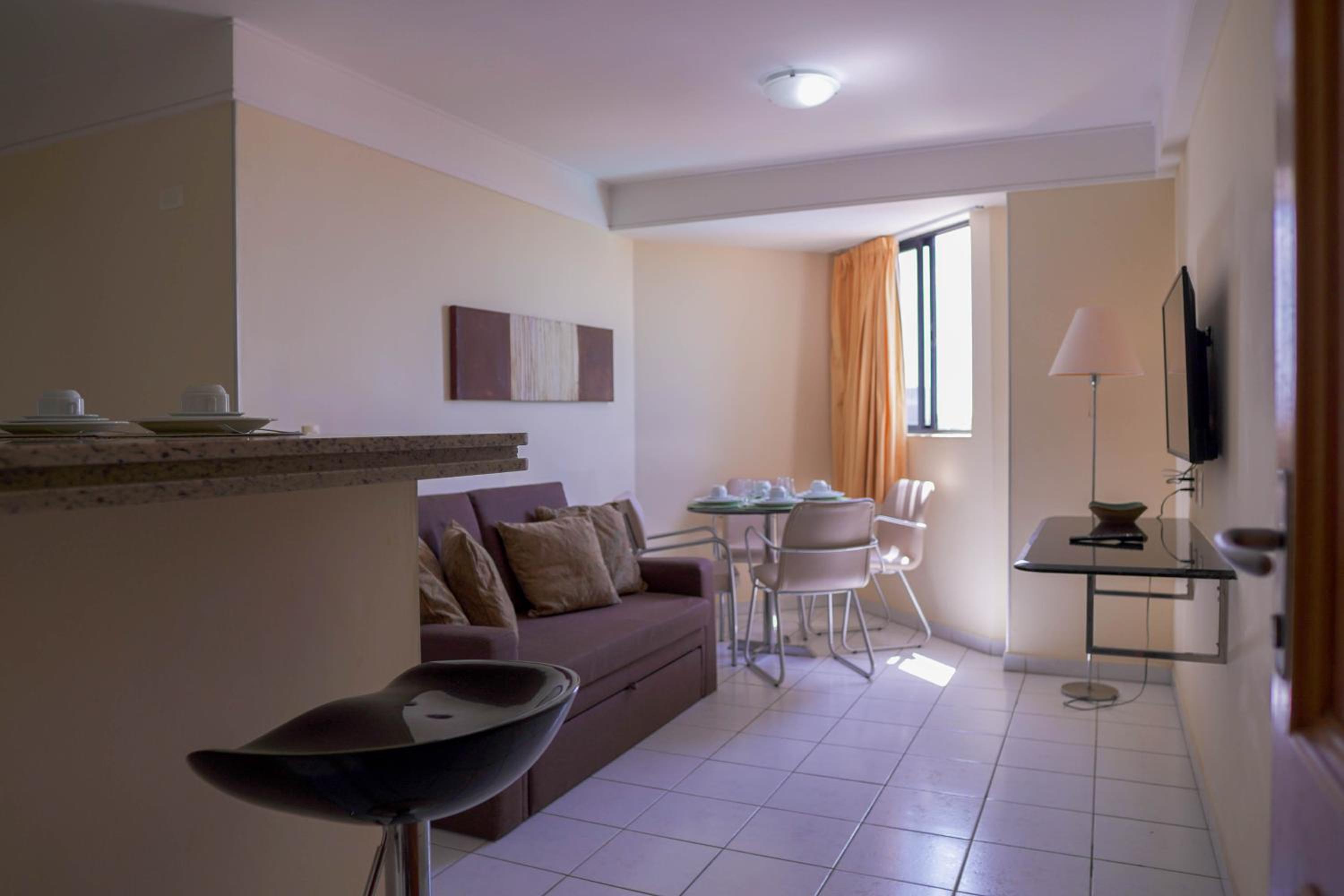 LINDO APARTAMENTO COM VISTA - PRAIA DE PONTANEGRA