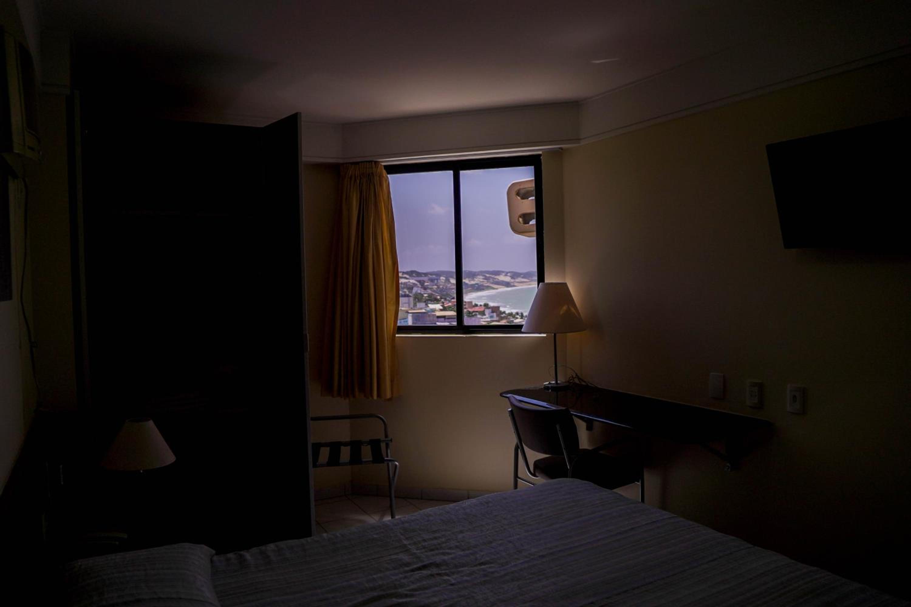 LINDO APARTAMENTO COM VISTA - PRAIA DE PONTANEGRA